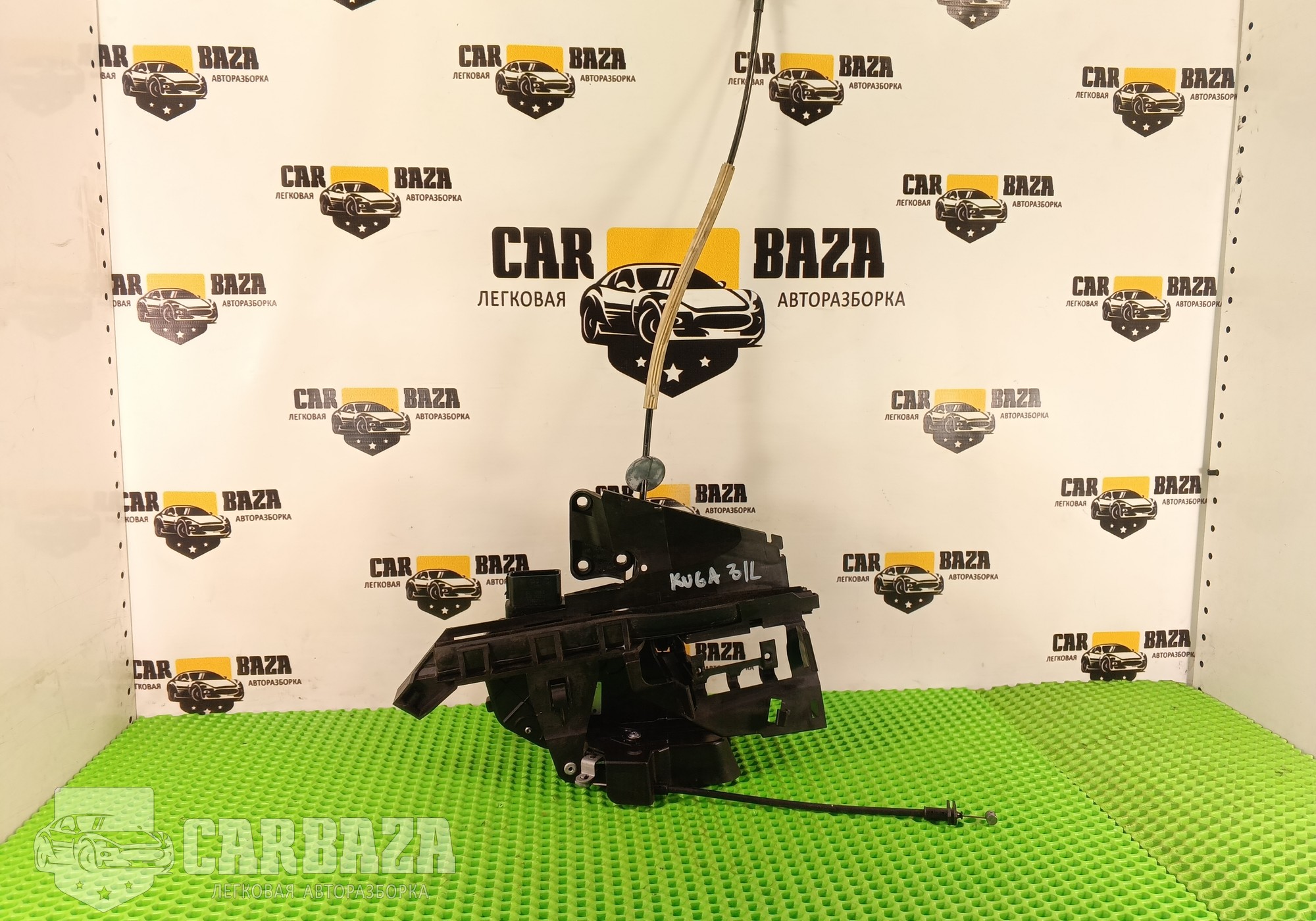 8V4AS26413EA Замок двери задний левый L для Ford Kuga I (с 2008 по 2012)