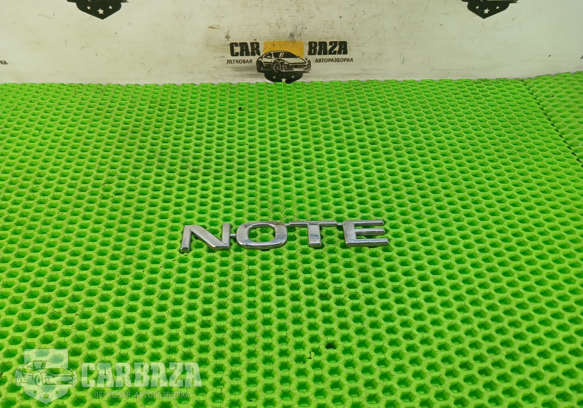 908951U600 Эмблема крышки багажника Note E11 для Nissan Note I (с 2006 по 2013)