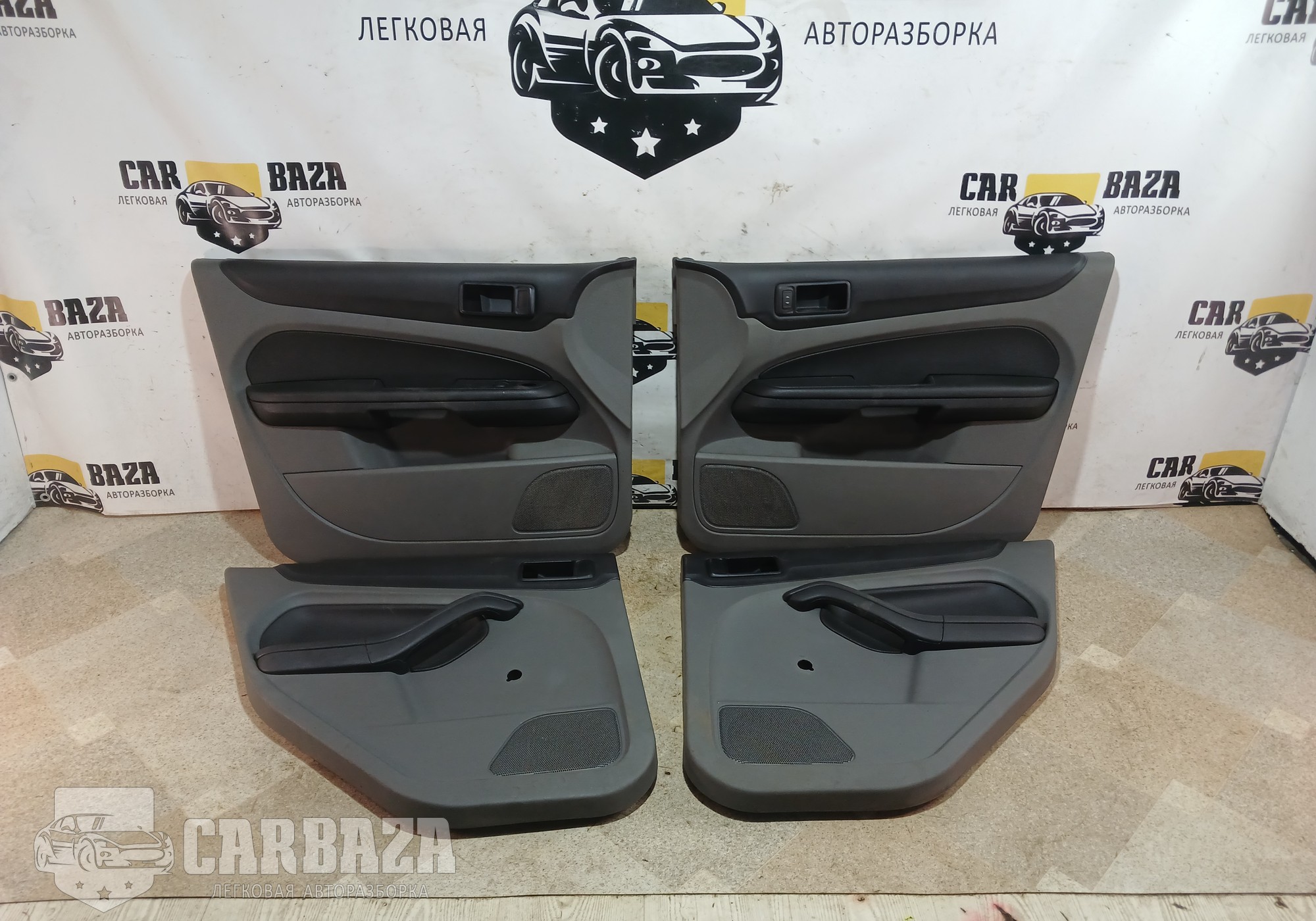 4M51A23942B Обшивки дверей (комплект) для Ford Focus II (с 2004 по 2011)