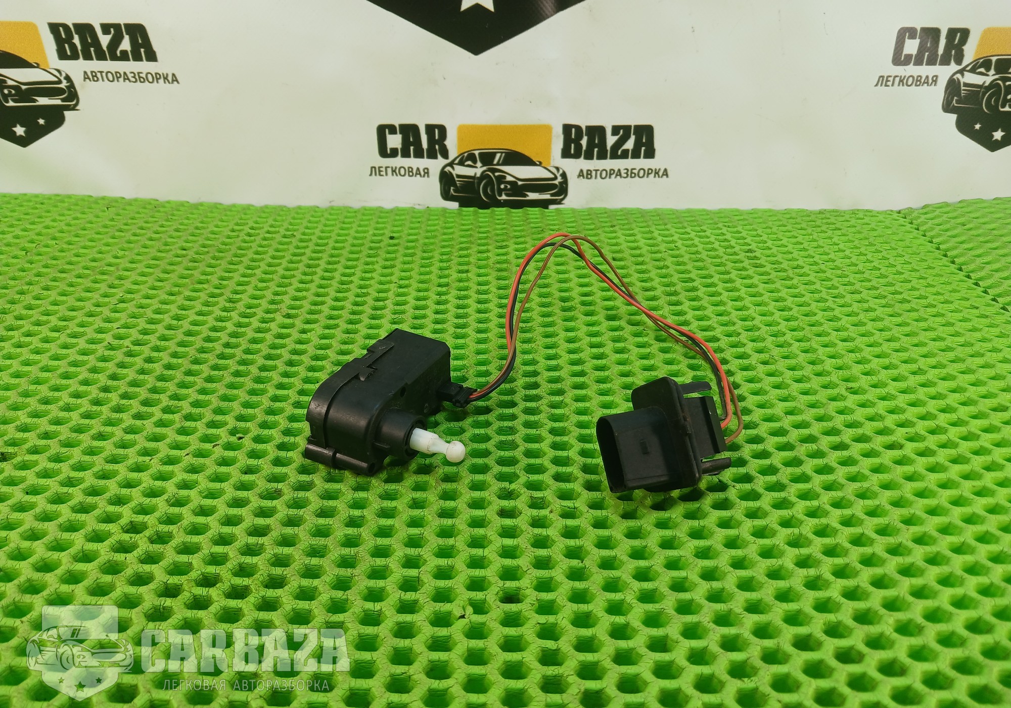 0307853303 Моторчик корректора фары для Volkswagen Polo V (с 2009 по 2020)