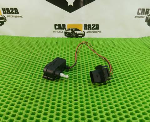 0307853303 Моторчик корректора фары для Volkswagen Polo V (с 2009 по 2020)