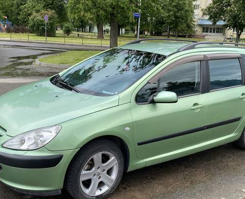Peugeot 307 2004 г. в разборе