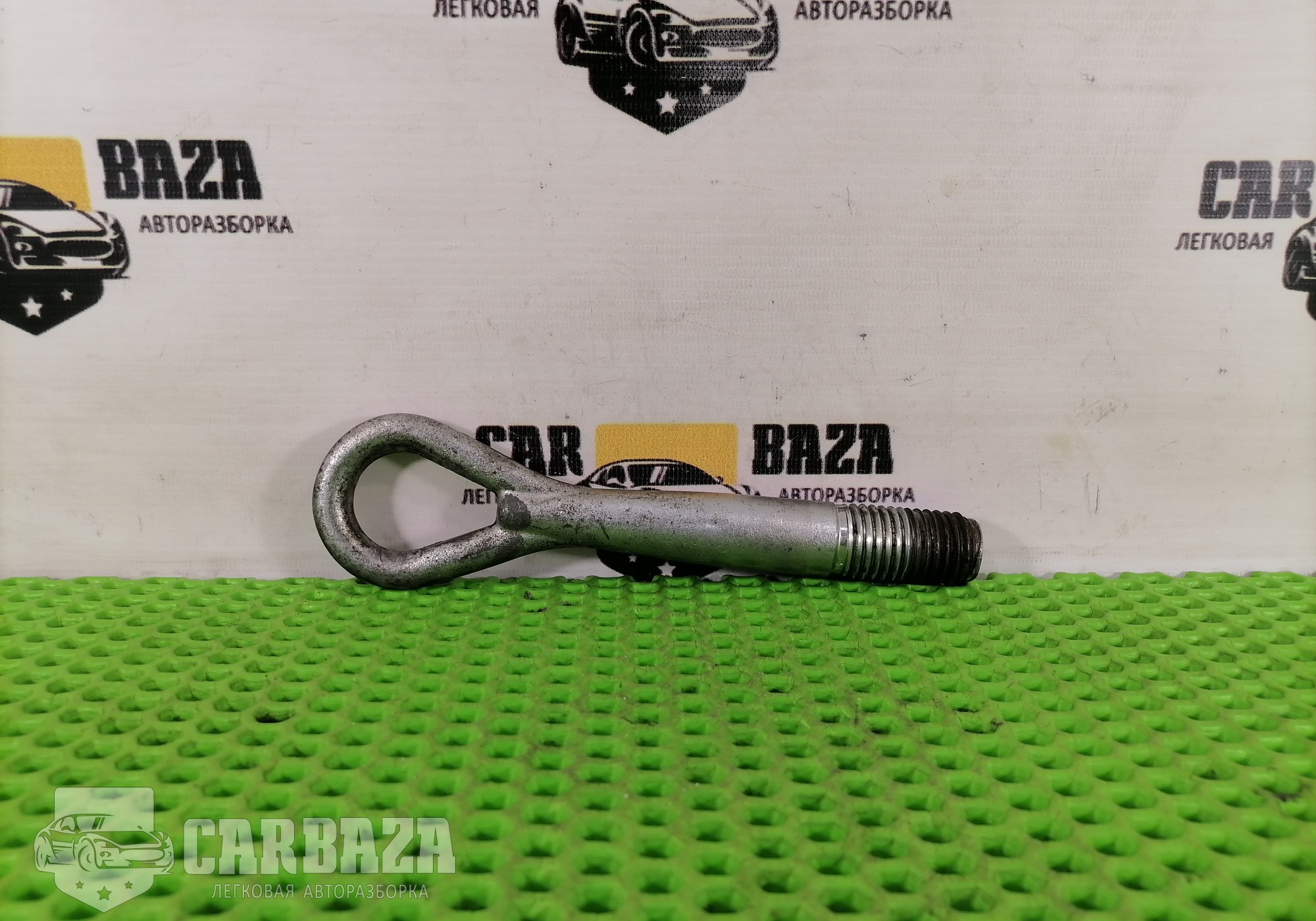 511121YA1A Крюк буксировочный для Nissan Qashqai+2