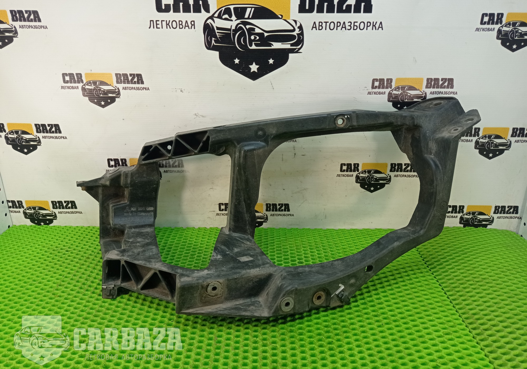 MN105059 Кронштейн фары передний левый Z34A для Mitsubishi Colt VI (с 2002 по 2012)