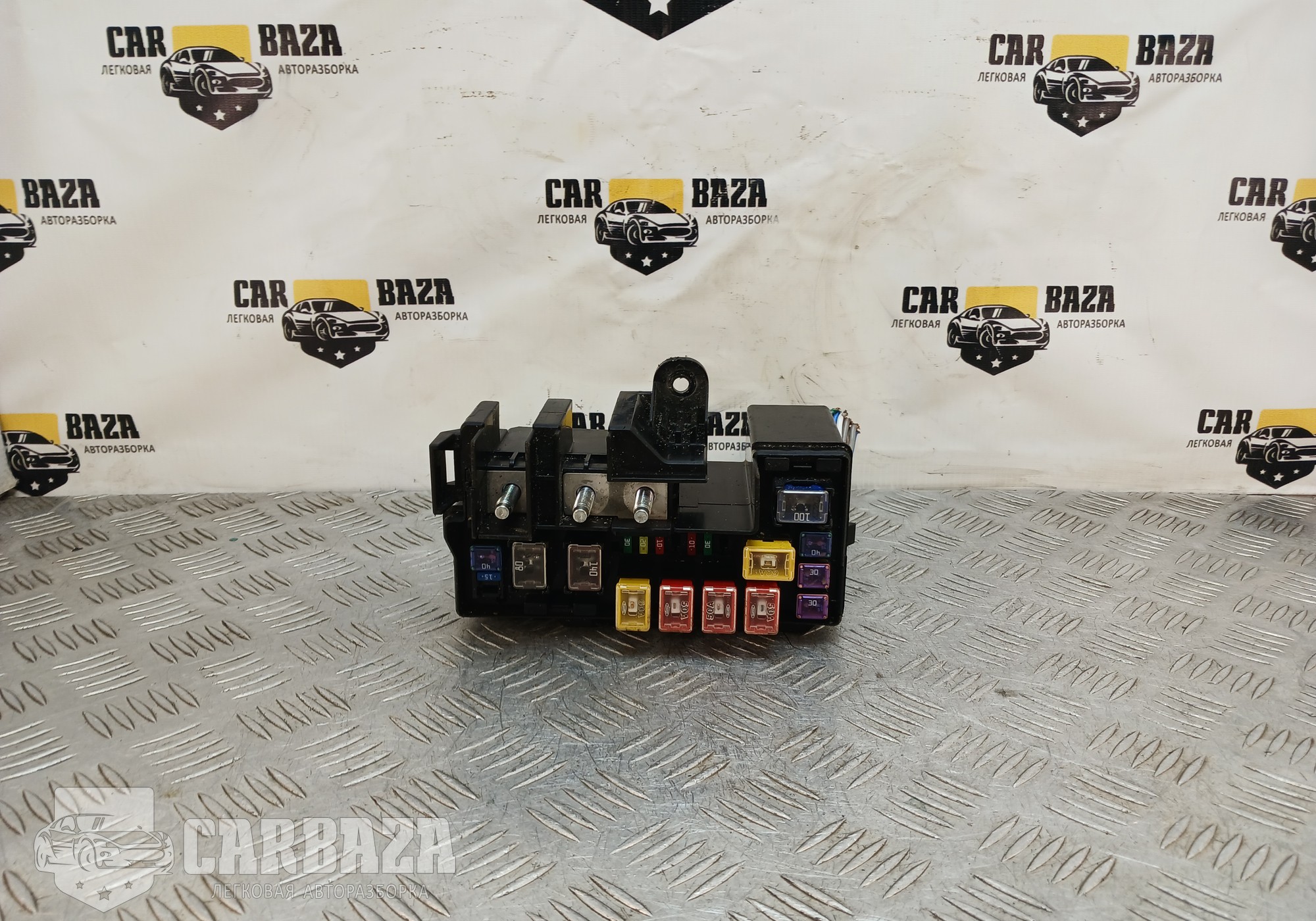 243123FY1A Блок предохранителей