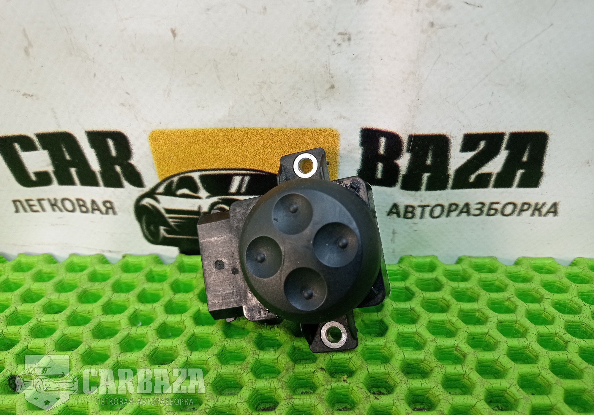 1Z0959777 Кнопка регулировки сидений правая