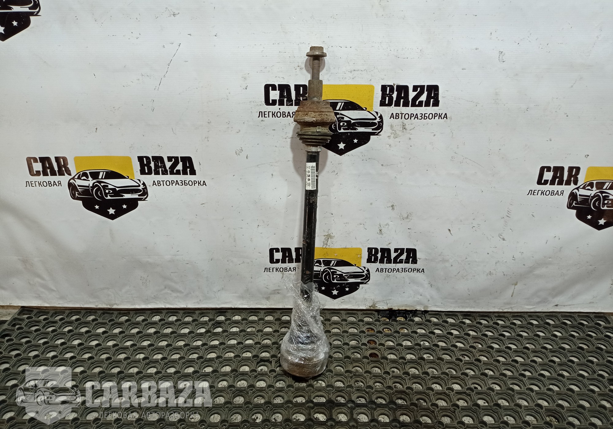 1K0501203F Полуось (привод) задняя левая L для Volkswagen Passat B6 (с 2005 по 2011)