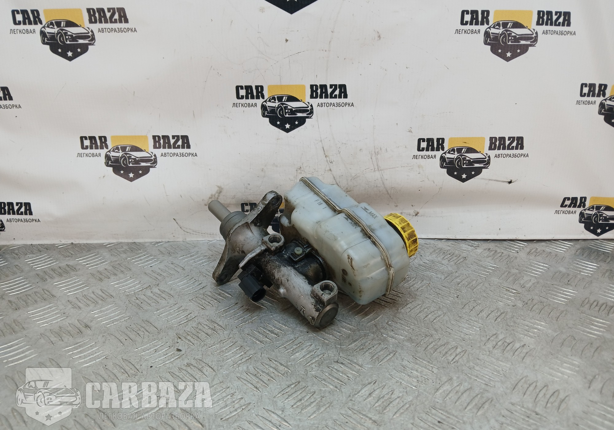 6R0611301A Главный тормозной цилиндр
