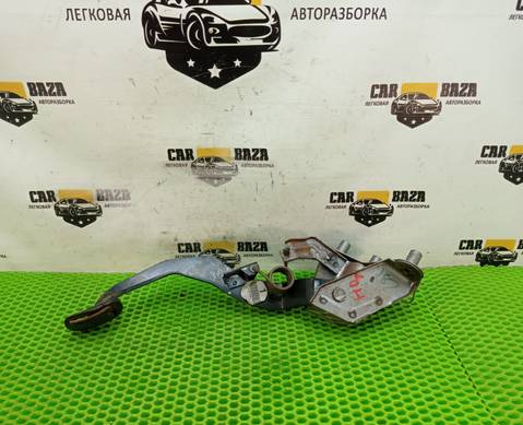 46503BC700 Педаль сцепления E11