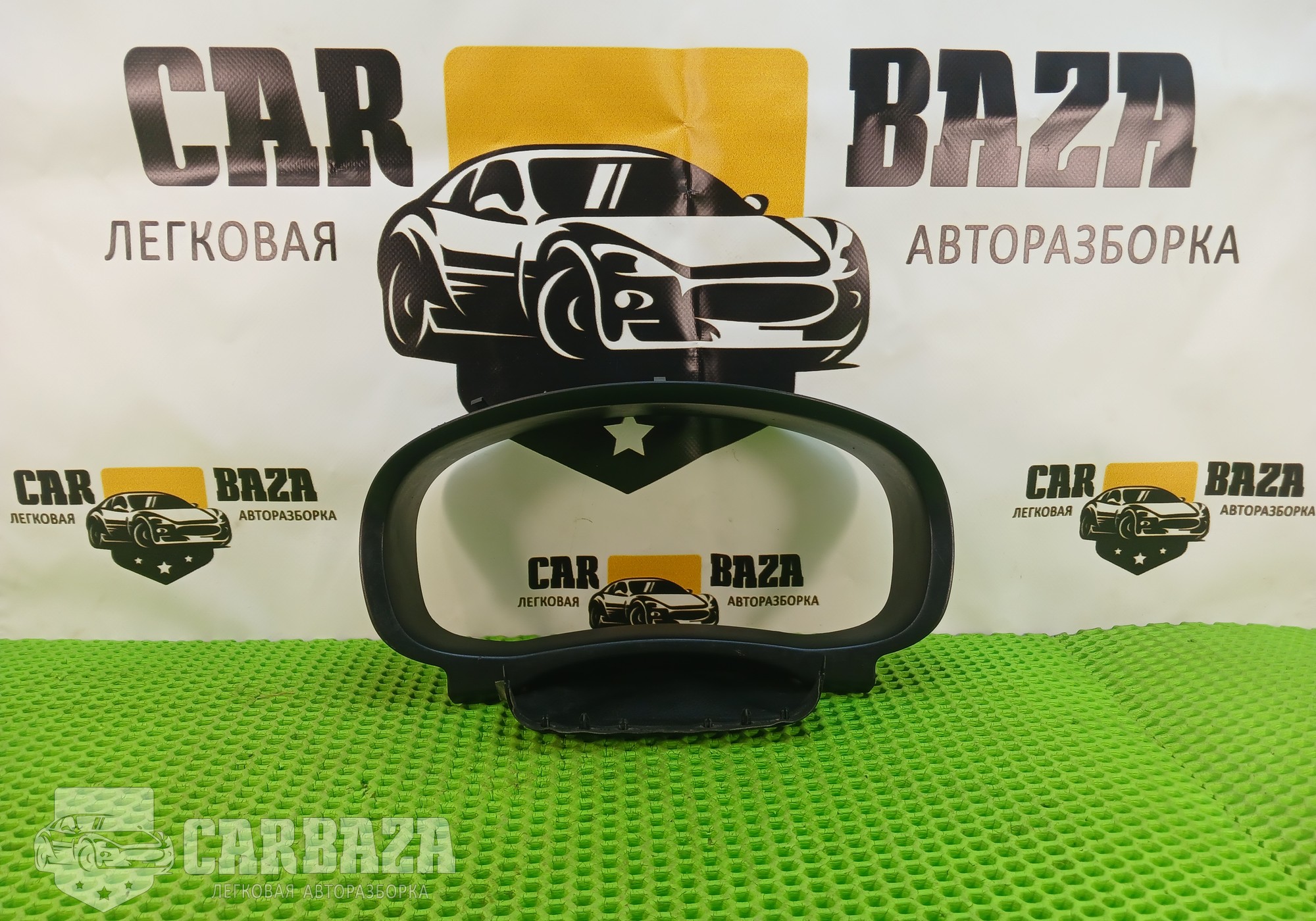 5J1857053A Накладка панели приборов