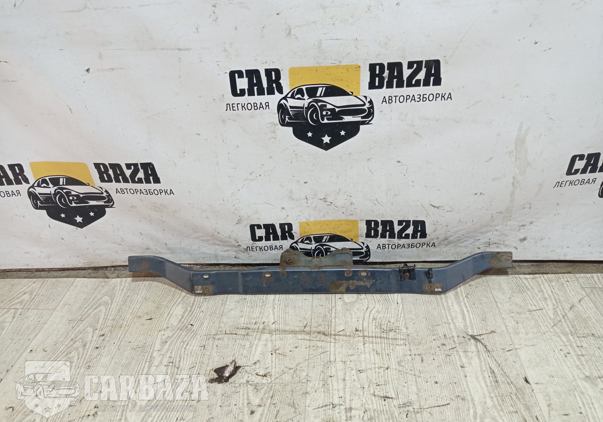 MR971583 Кронштейн переднего бампера для Mitsubishi Outlander I (с 2002 по 2008)