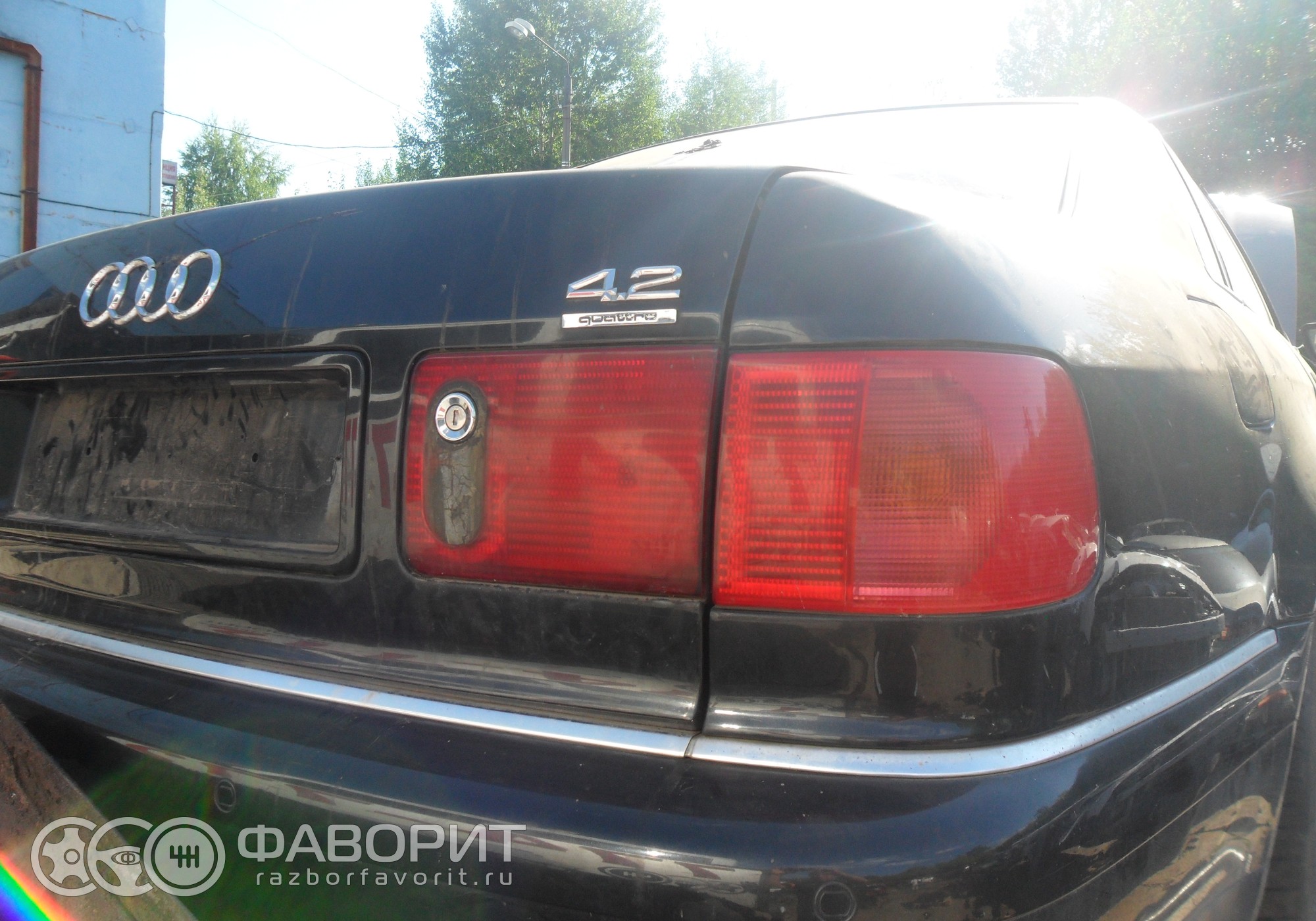 В разборе Audi A8 D2 2000 г. 4.2 л. МКПП