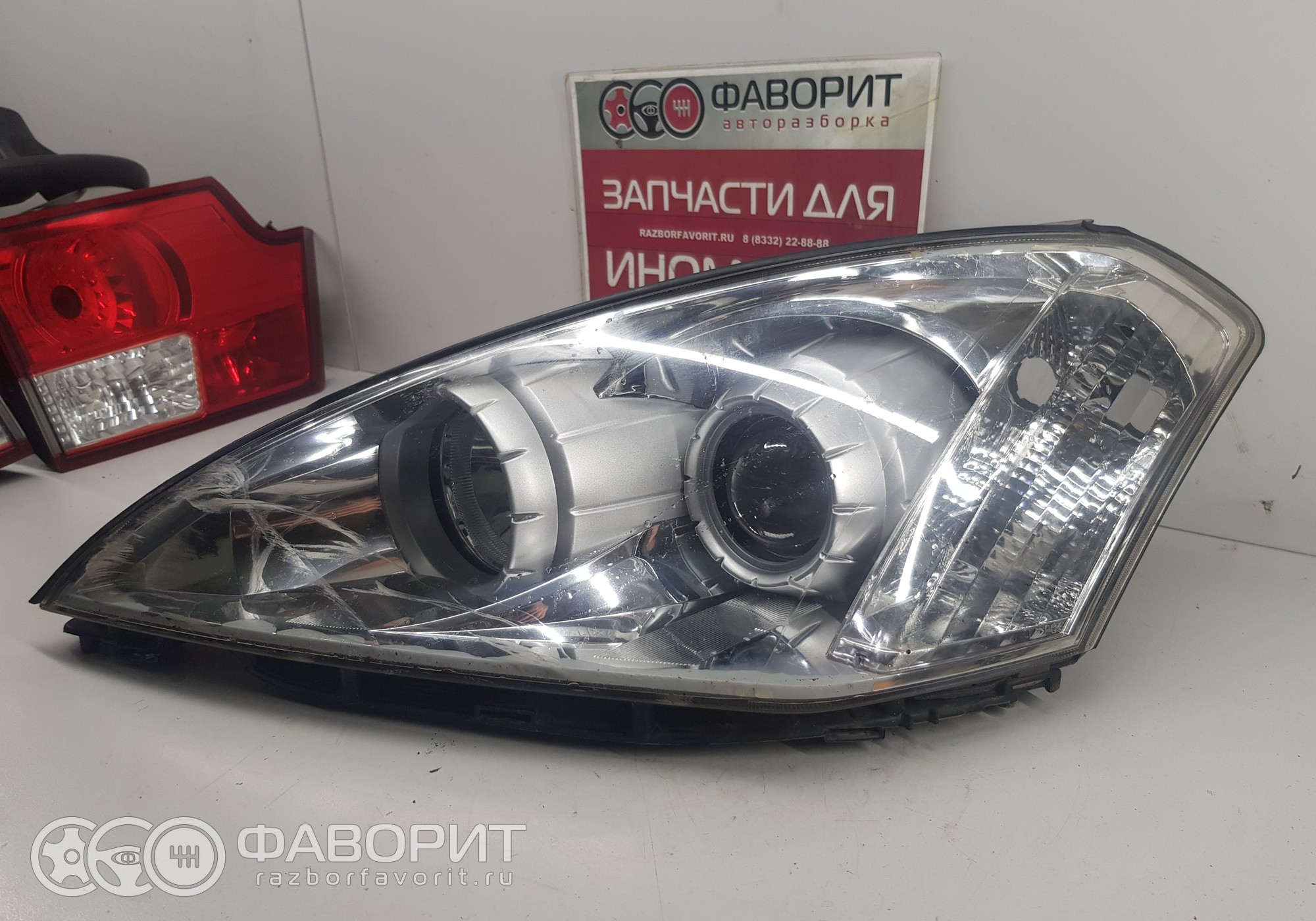 Ssangyong kyron 2008 фара передняя. Фары ссангйонг кайрон. Фара ссангйонг кайрон. Ssangyong kyron 2011 фара левая. Фары ссангйонг кайрон.