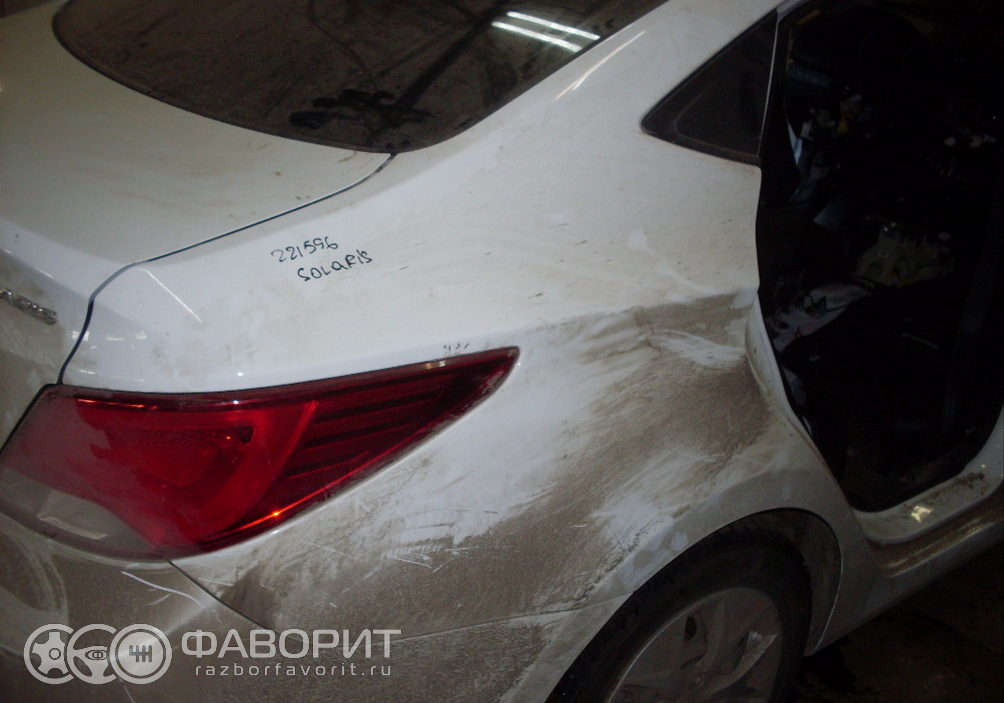 Крыло заднее правое 715044LC00 для Hyundai Solaris - купить б/у за 14000 р.