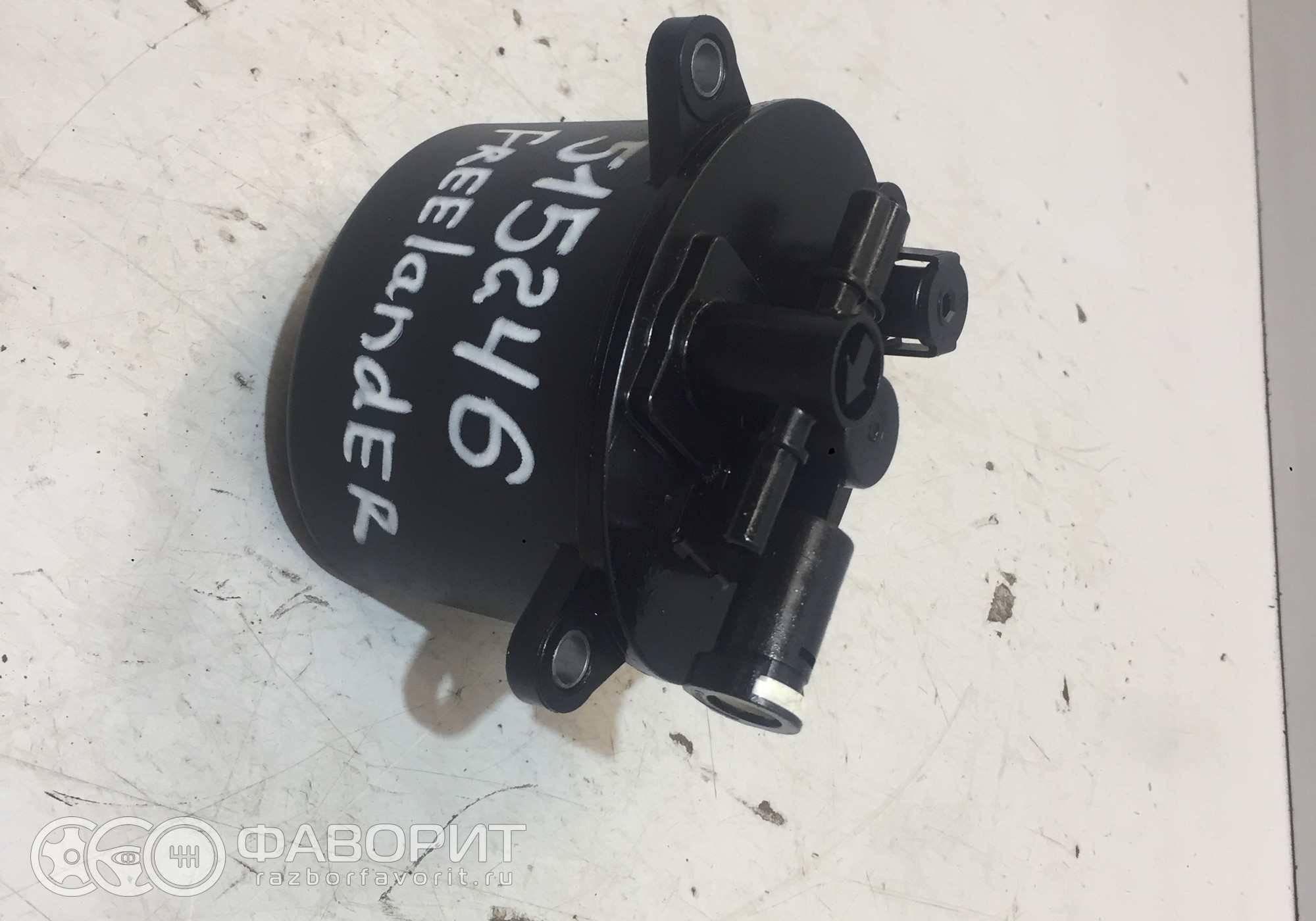 Land rover lr001313. Lr001313 фильтр топливный. 2 дизель. 2 дизель топливный фильтр. Land rover lr001313.