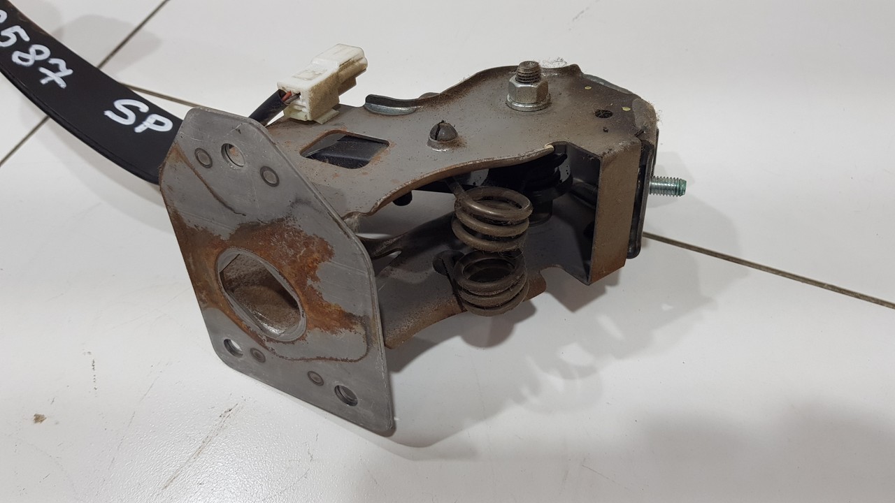 Скрипит педаль сцепления киа спортейдж 2 - 85 фото