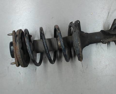 Амортизатор спейс стар. Передние стойки митсубиси спейс стар. Амортизатор спейс стар. Амортизатор передний митсубиси спейс стар 1999. Mitsubishi space star задняя стойка в сборе.