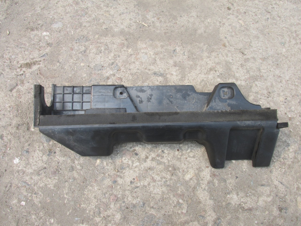 пыльник рио 3. пыльник переднего бампера рио 3. пыльник рио 3. 291201r000. пыльник двигателя киа рио 3 правый.