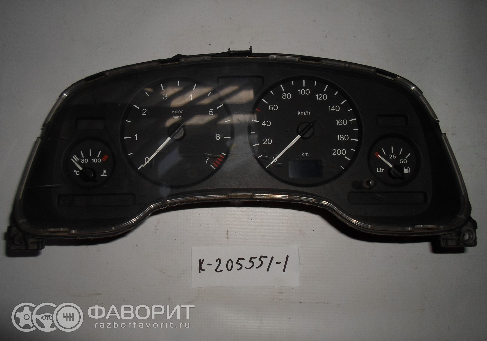 Панель приборов 90561454QN для Opel Astra G - купить б/у за 600 р.