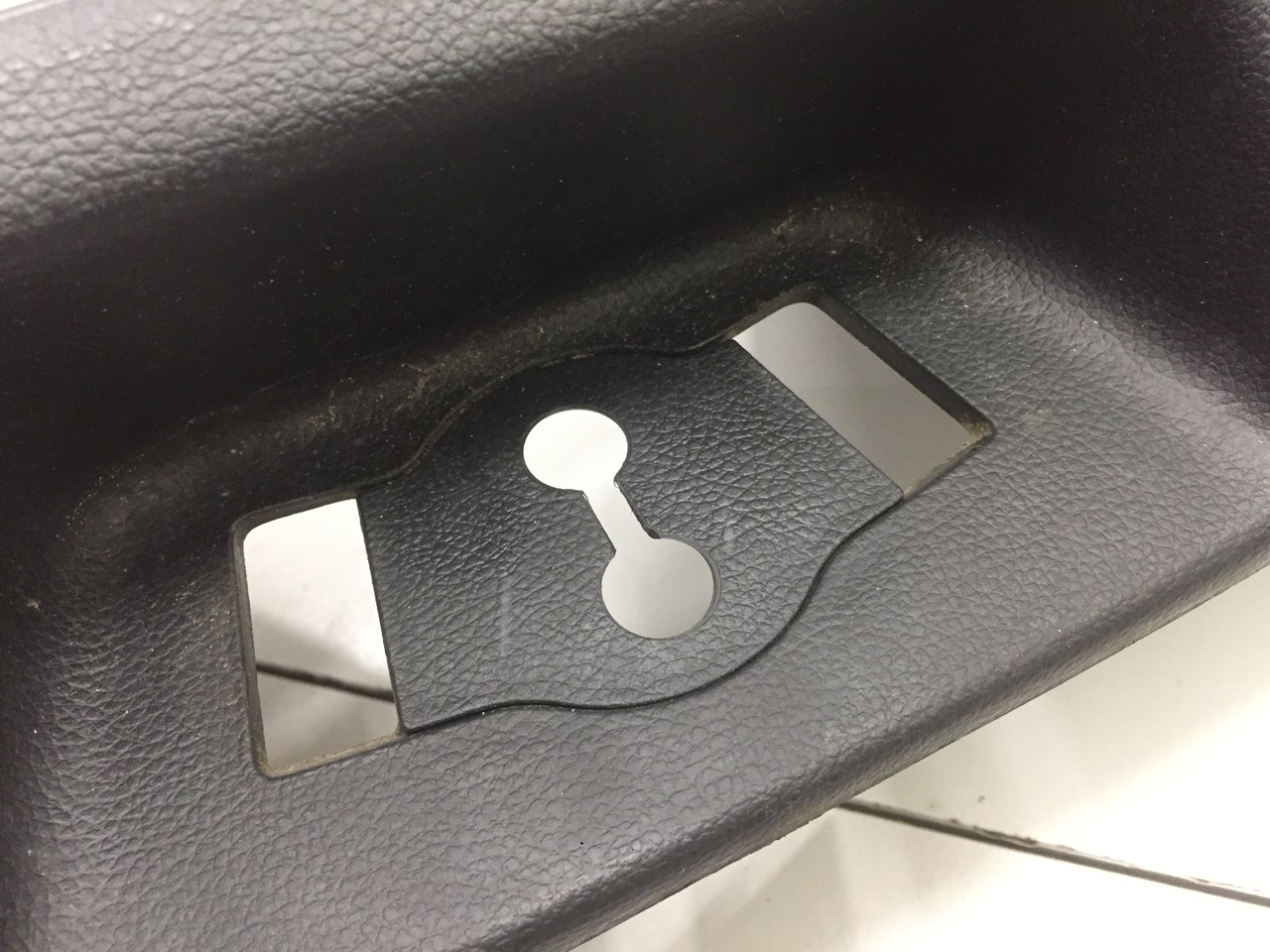 Как снять обшивку задней двери саньенг актион - 85 фото