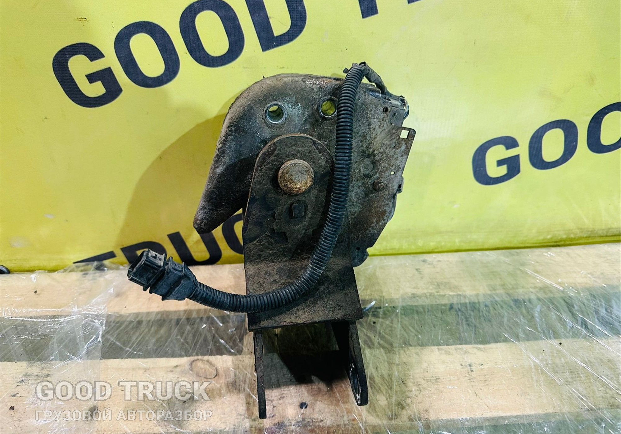 A9303100083 Замок кузова для Mercedes-Benz Actros MP3 (с 2008)