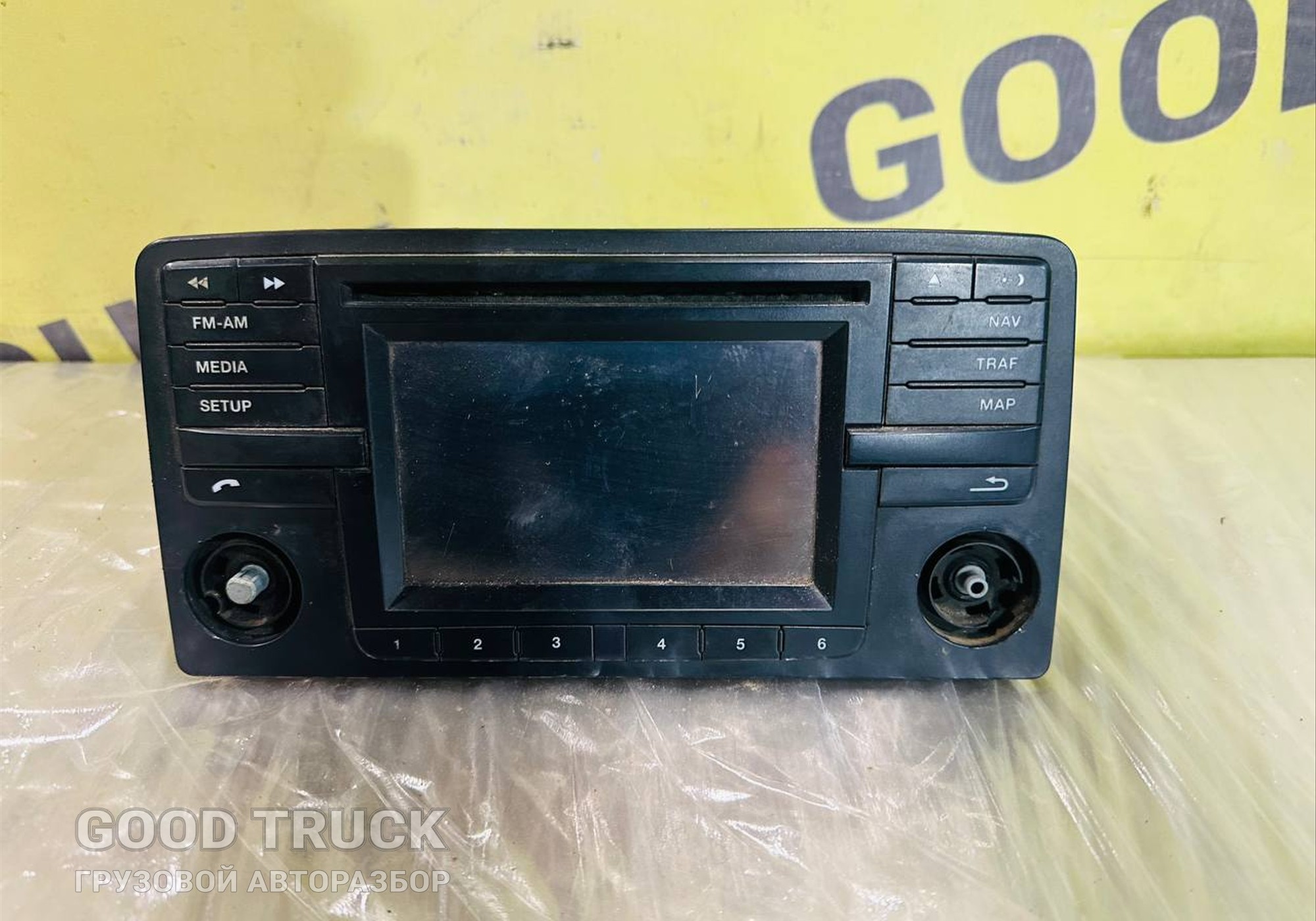 81281006017 Медиацентр (магнитола) для Man