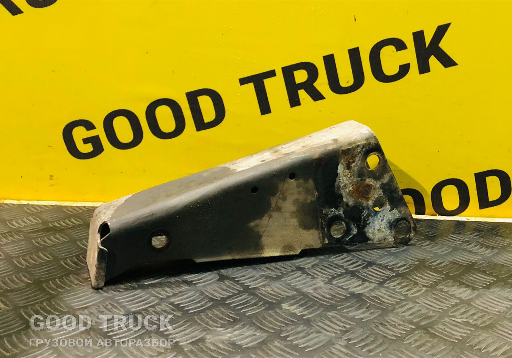 1076698 Кронштейн кабины Volvo FH для Volvo FH 3 (с 2008 по 2012)