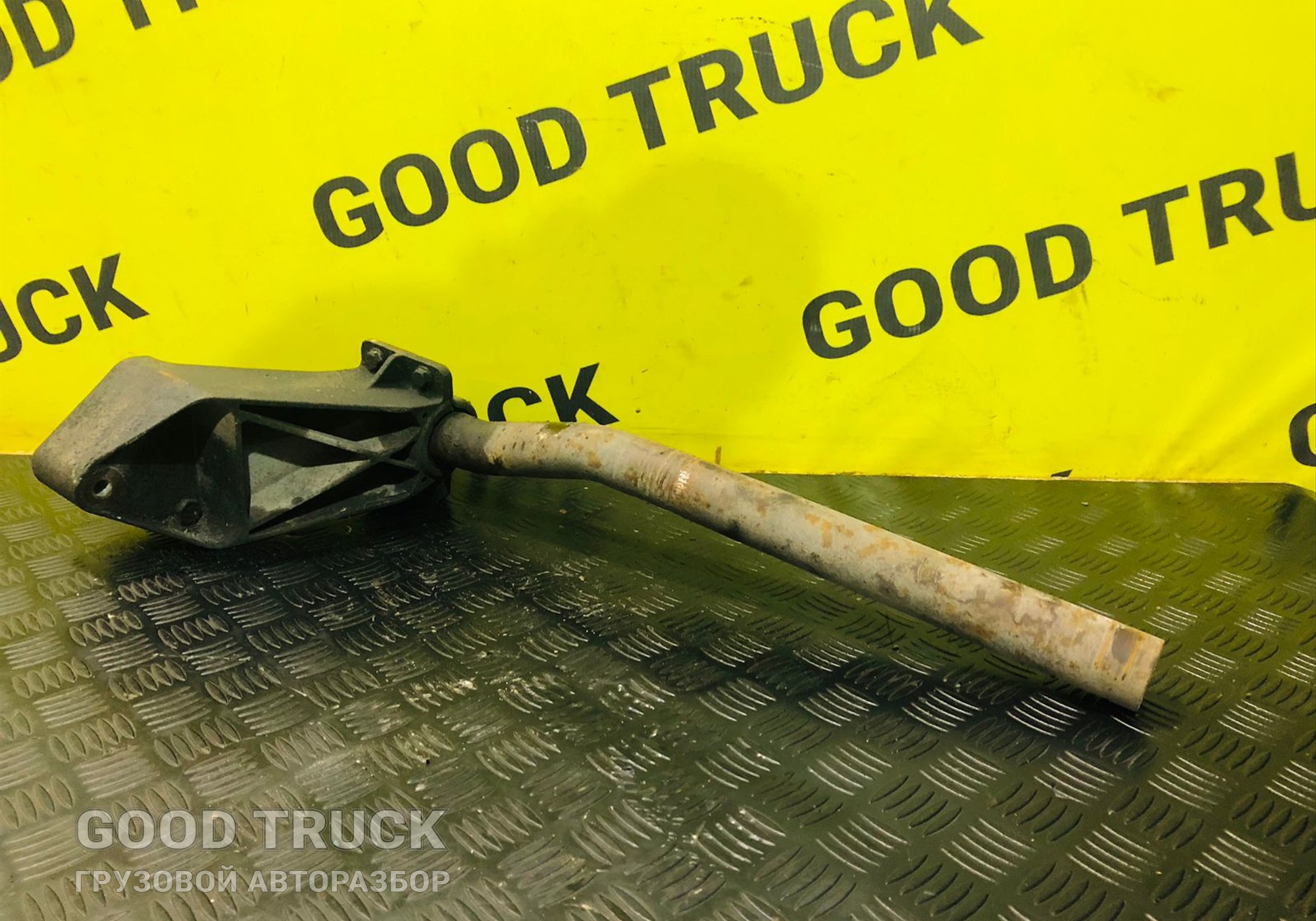 1371224 Кронштейн крепления подкрылка DAF XF 105 для Daf XF105 (с 2005)