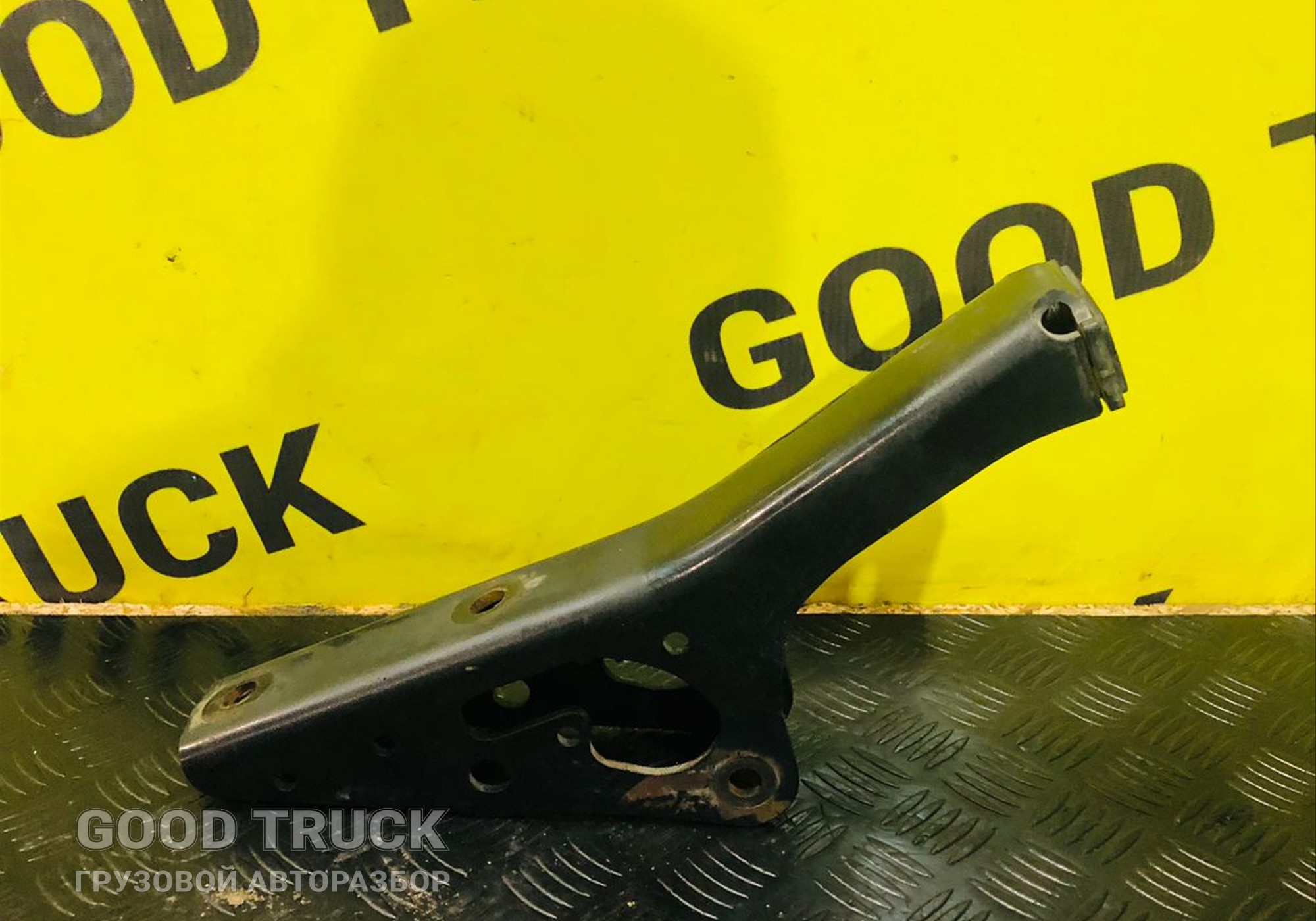 81417010089 Кронштейн подушки кабины передней Man TGX для Man