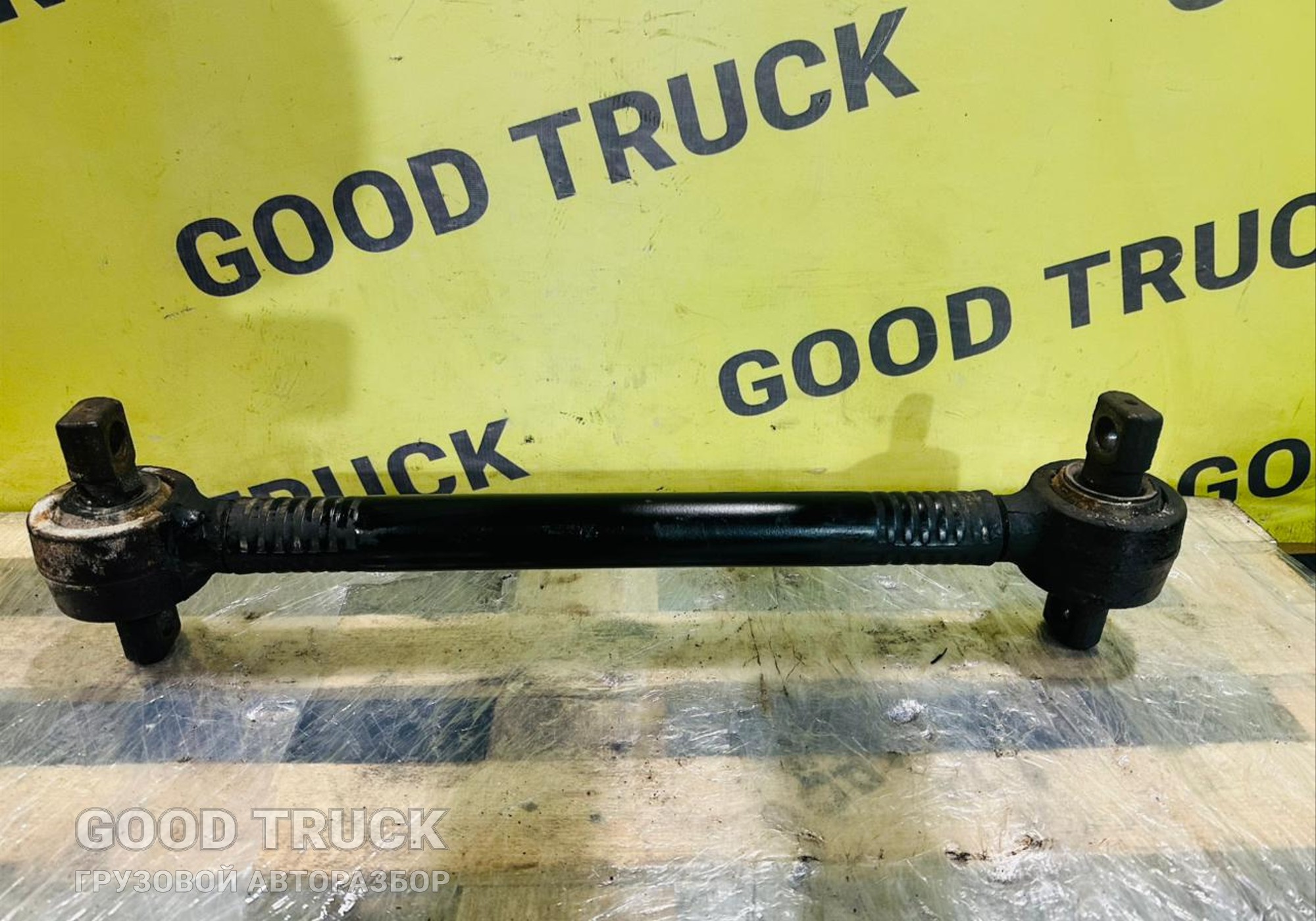 1656428 Тяга реактивная для Daf XF105 (с 2005)