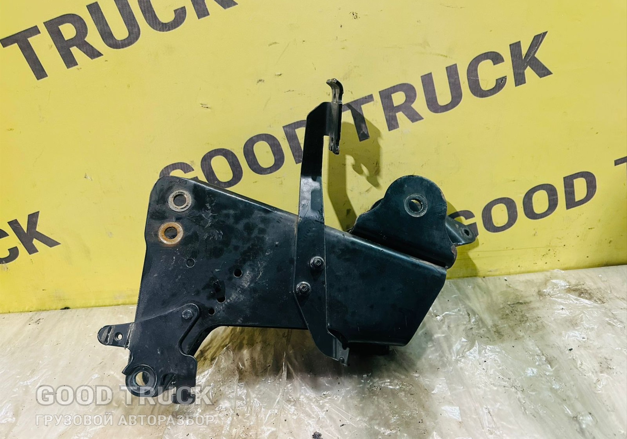 81417200145 Кронштейн торсиона кабины для Man