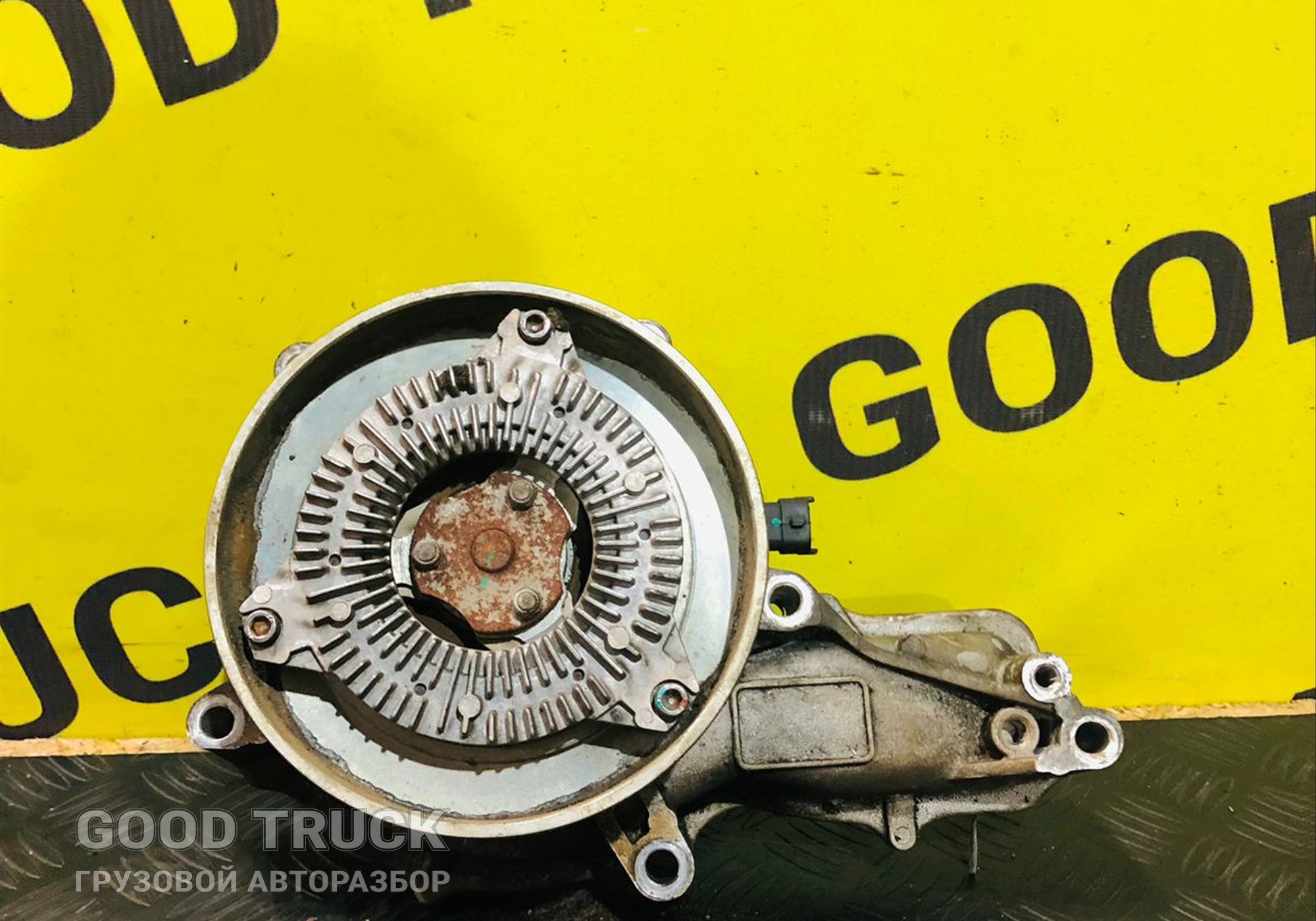 21648708 Насос водяной (помпа) для Renault