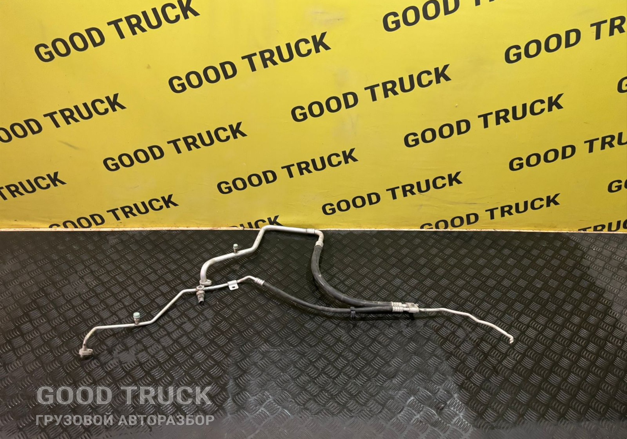 DZ16251847802 Трубка кондиционера для Shacman X6000 (с 2020)