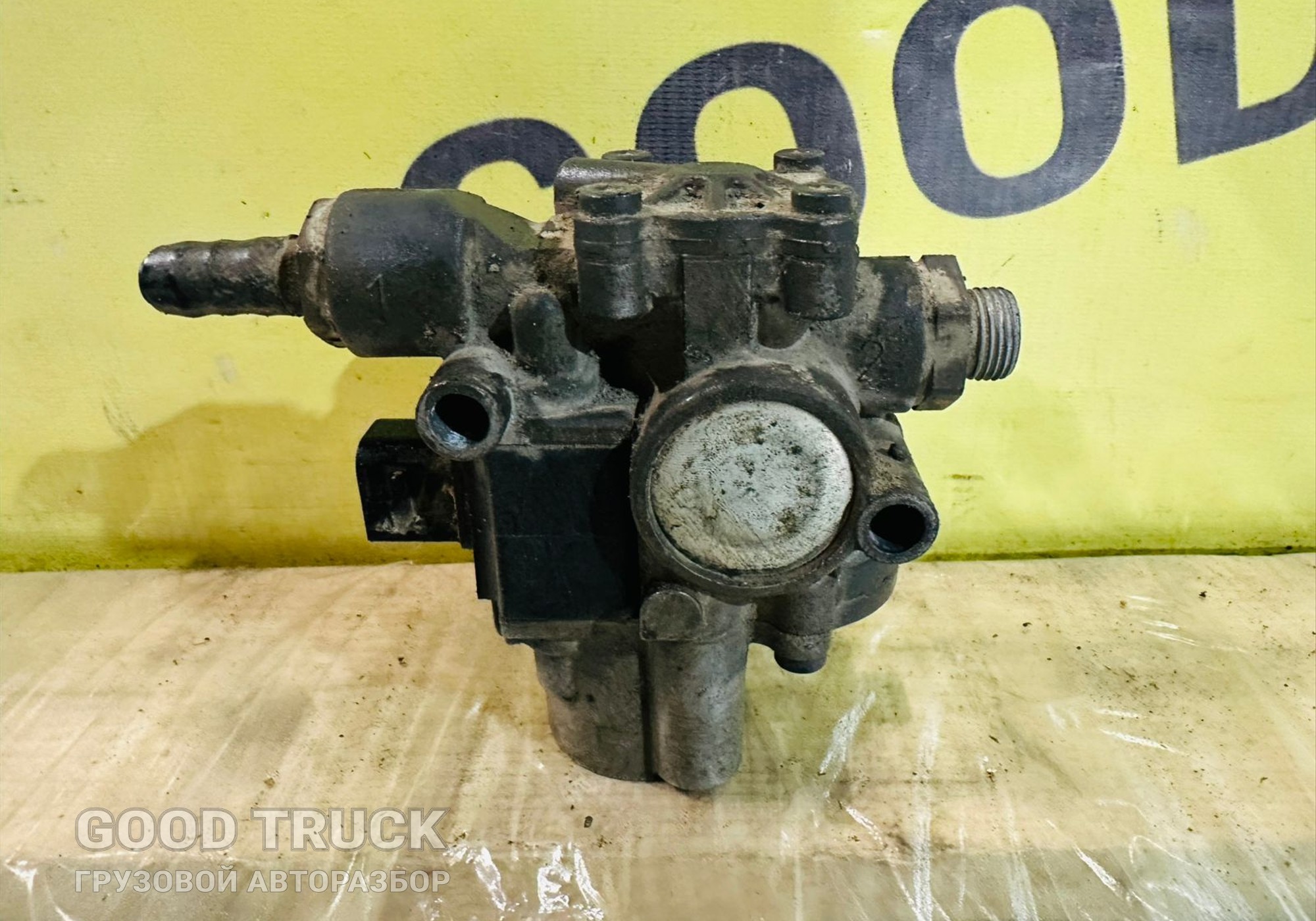 1808335 Кран ABS для Daf XG+