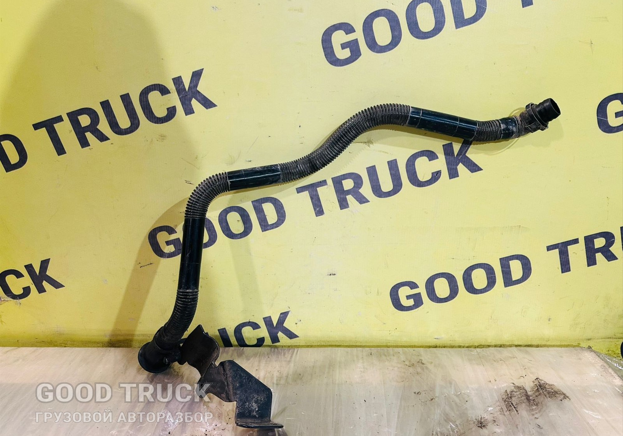 2293999 Маслозаливная горловина для Daf XG