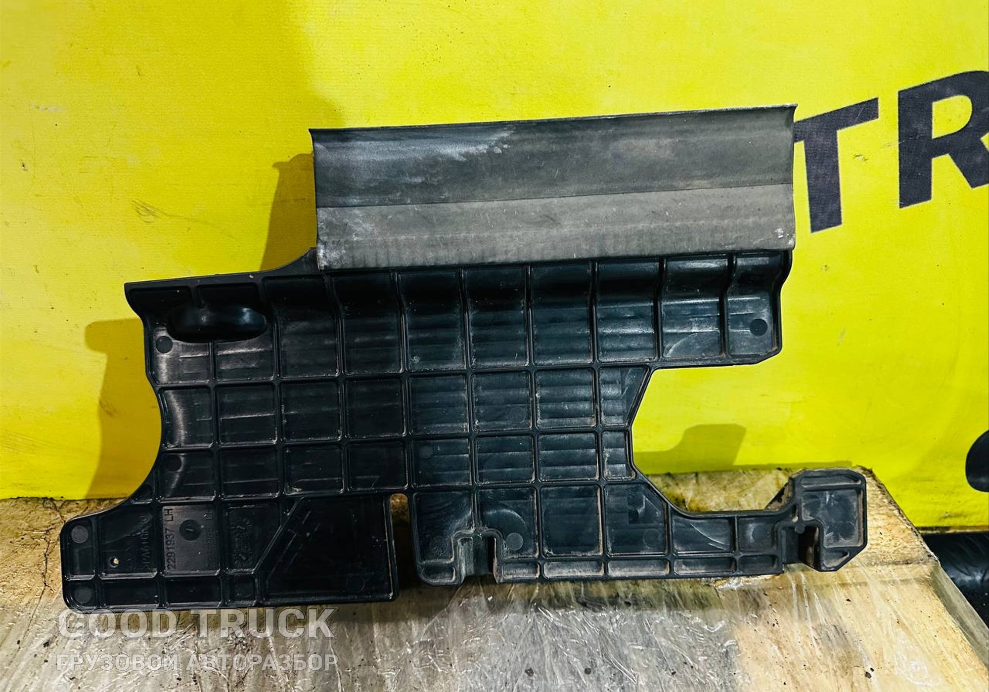 2291937 Накладка для Daf XF (с 2021)