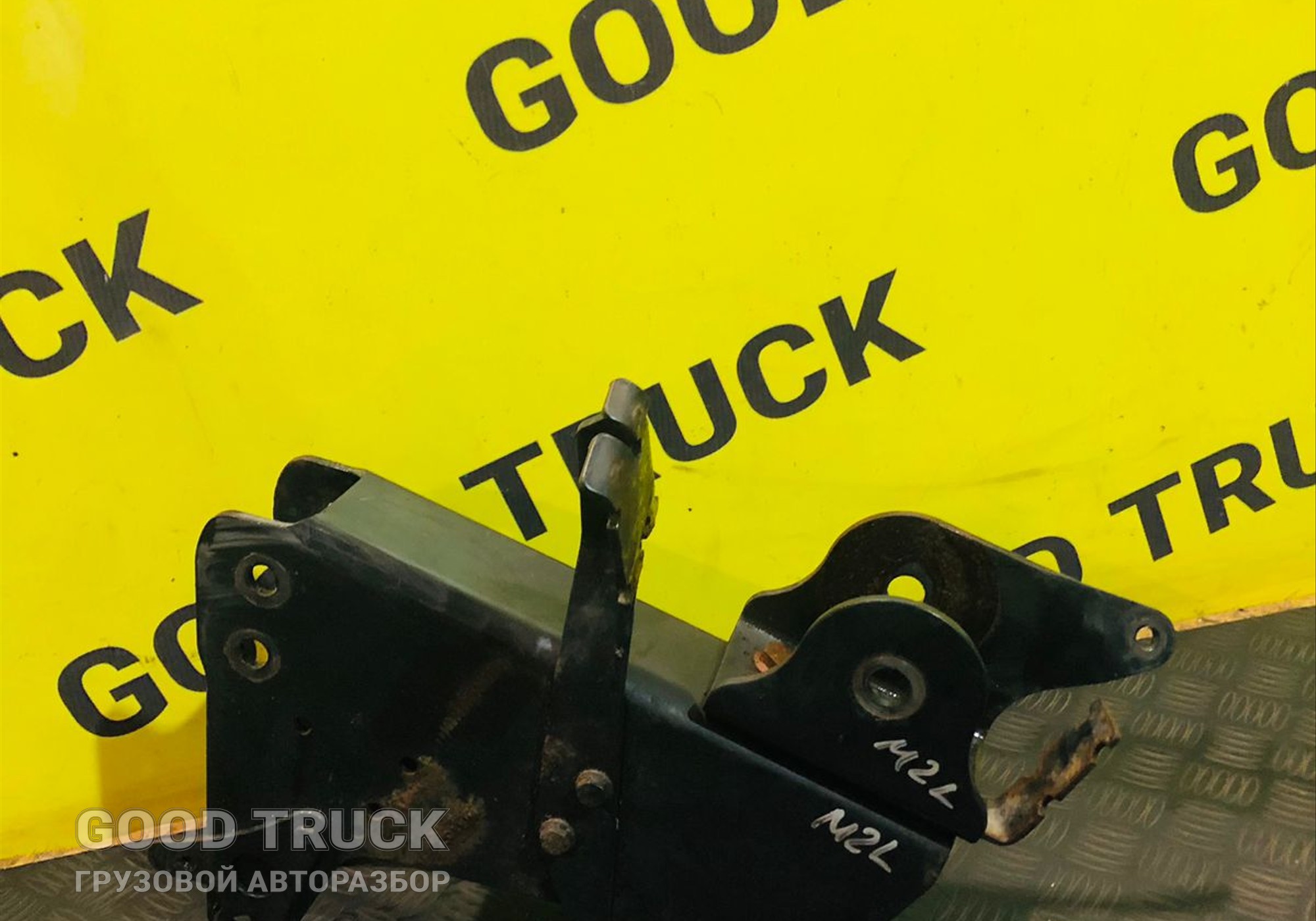 81417200145 Кронштейн торсиона кабины левый Man TGX I для Man TGX