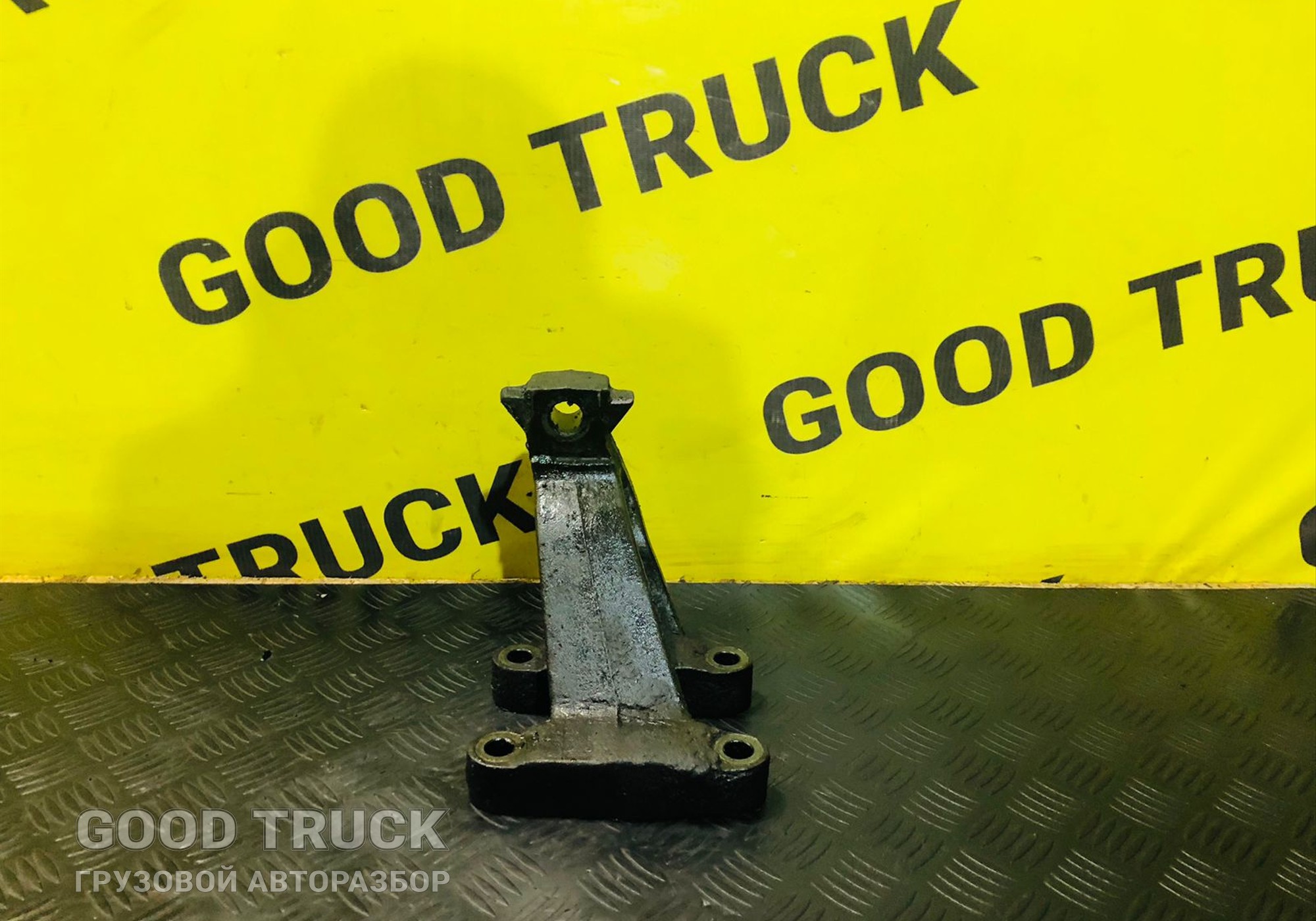 51415010116 Кронштейн двигателя передний правый для Man