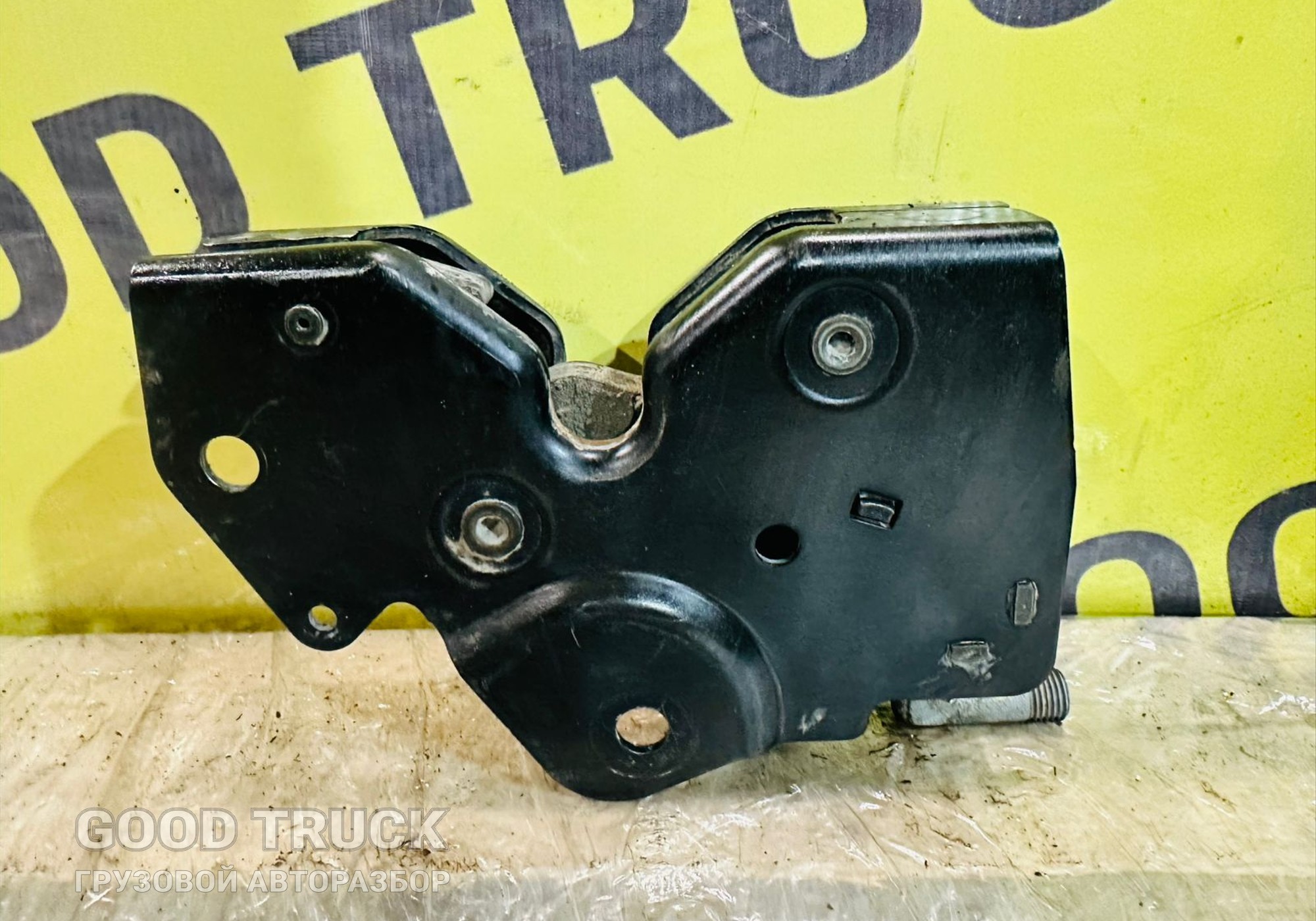 2249724 Замок кабины для Daf XG