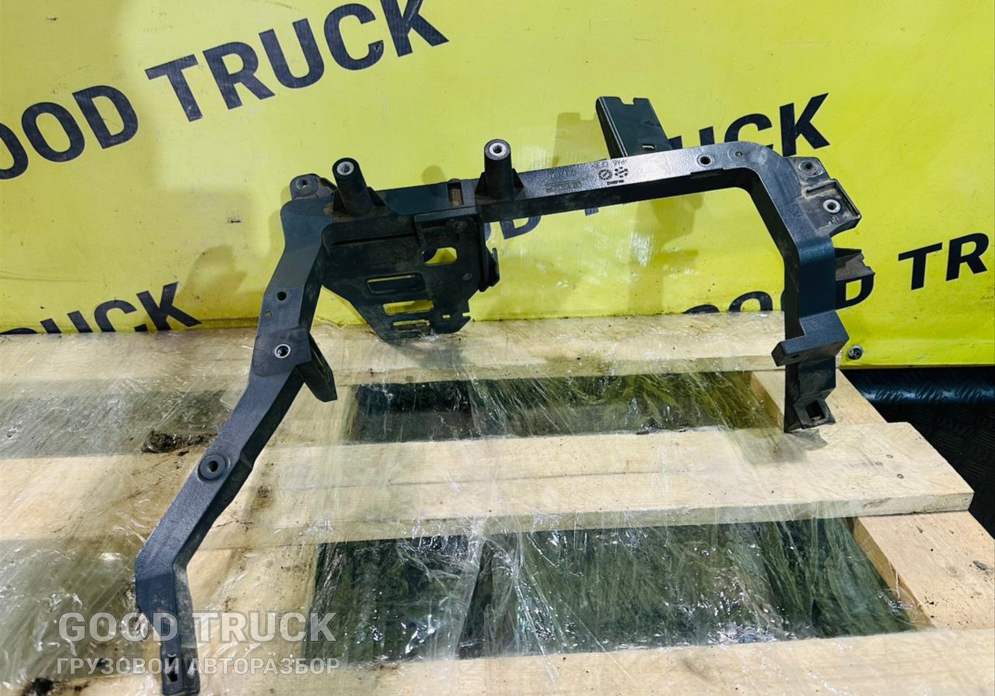 2318700 Кронштейн проводки для Daf XG+