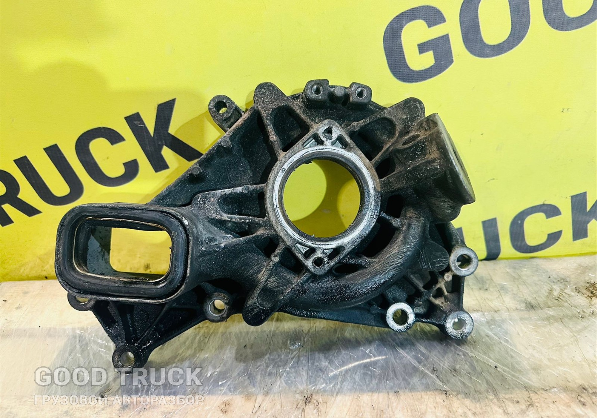 20505543 Корпус водяного насоса для Volvo