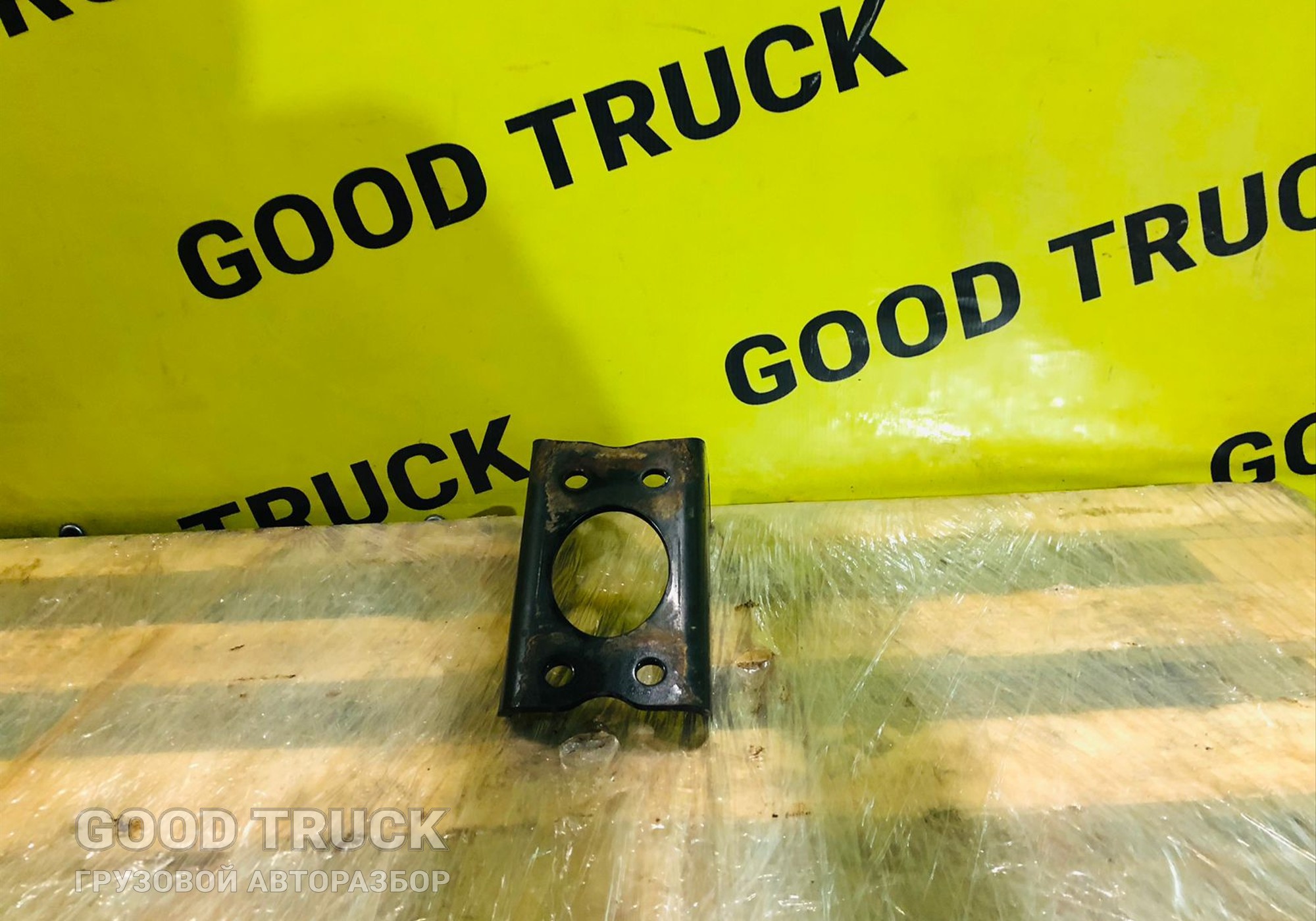 81437400195 Кронштейн амортизатора переднего для Man TGS II (с 2012)