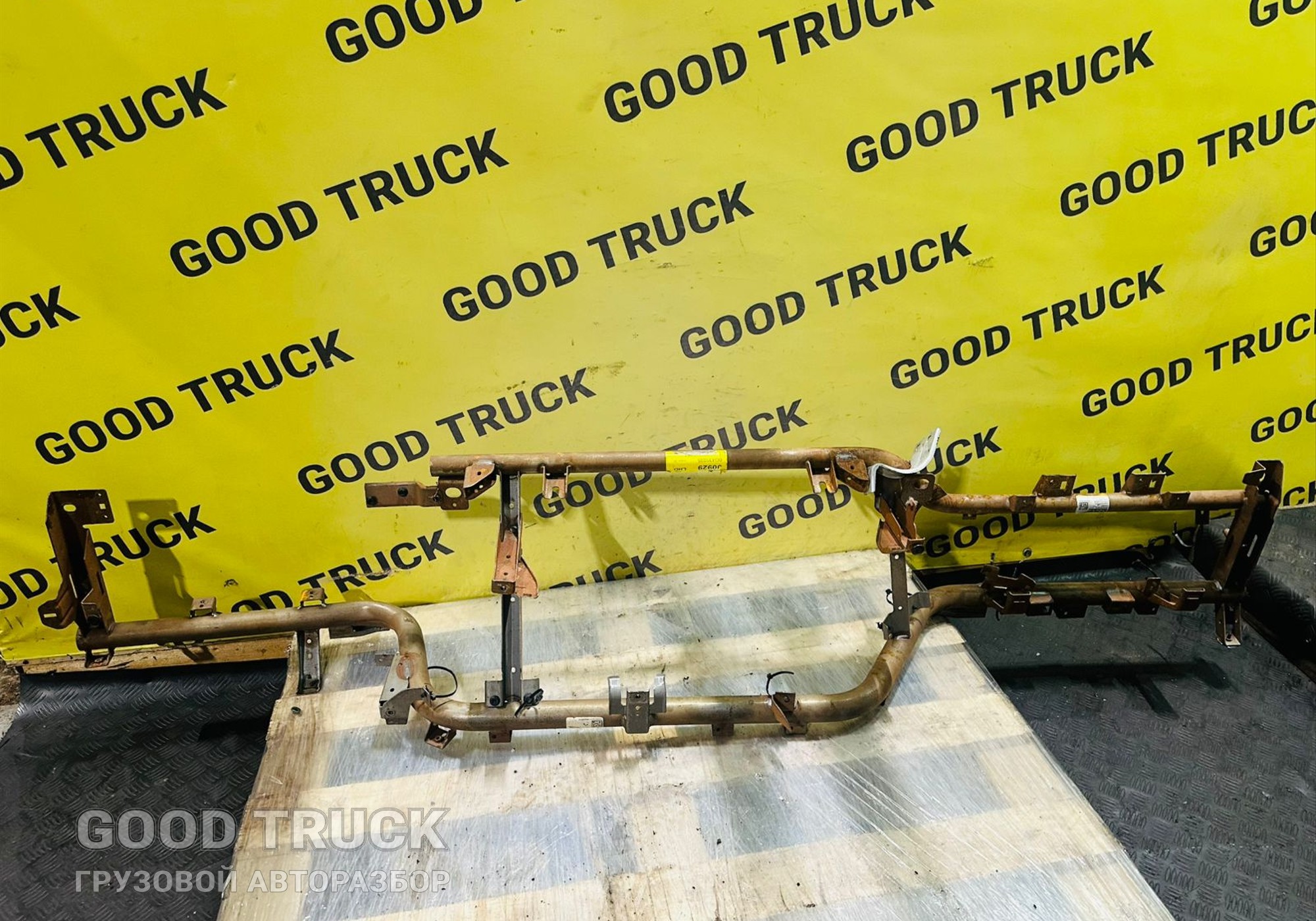 2239143 Кронштейн торпедо для Daf XF