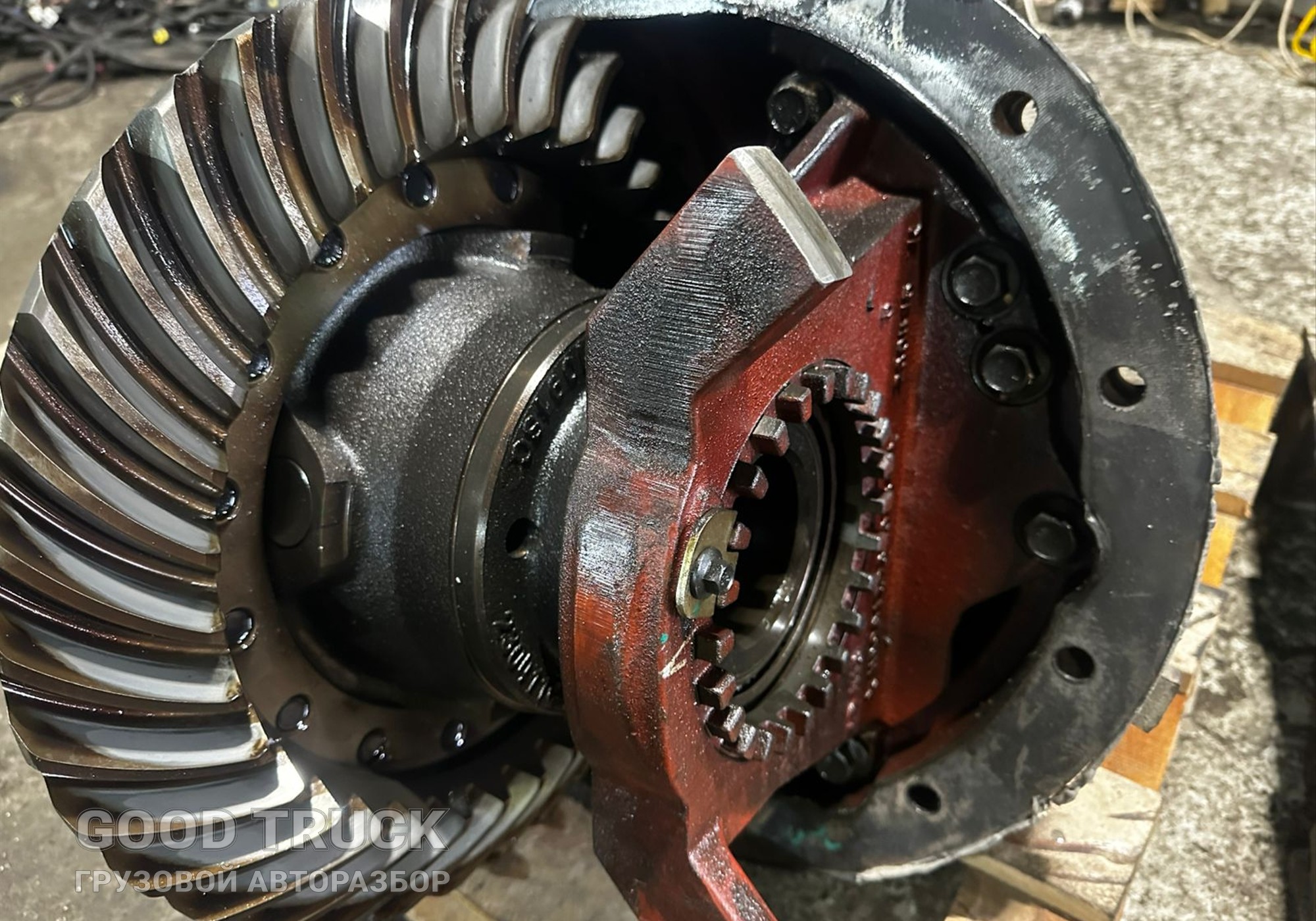 FDCZ13631693200010 Pедуктop заднего мостa 13*37 (2,846) для Shacman X6000 (с 2020)