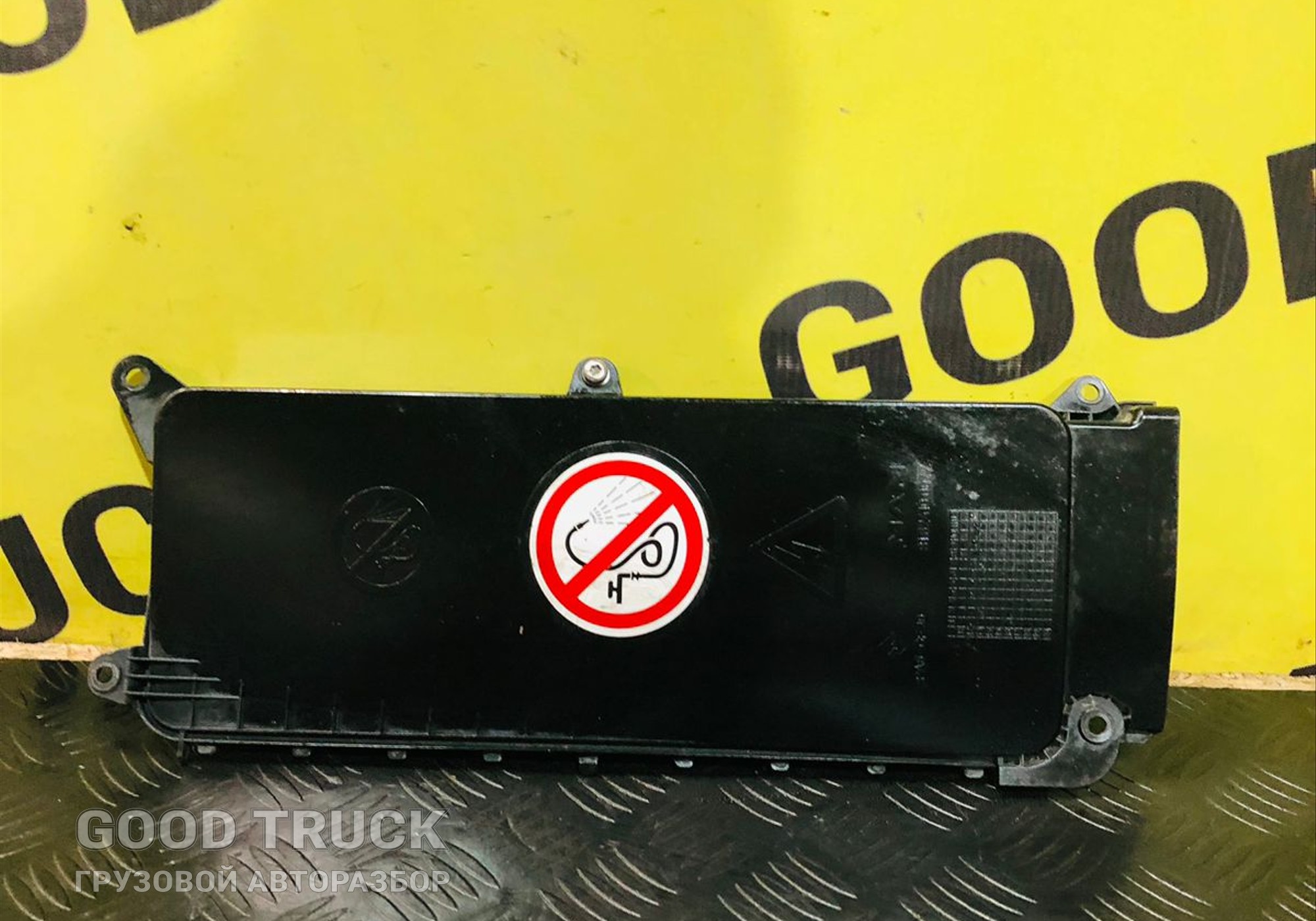 81624100077 Крышка блока предохранителей Man TGX для Man TGX I (с 2007)