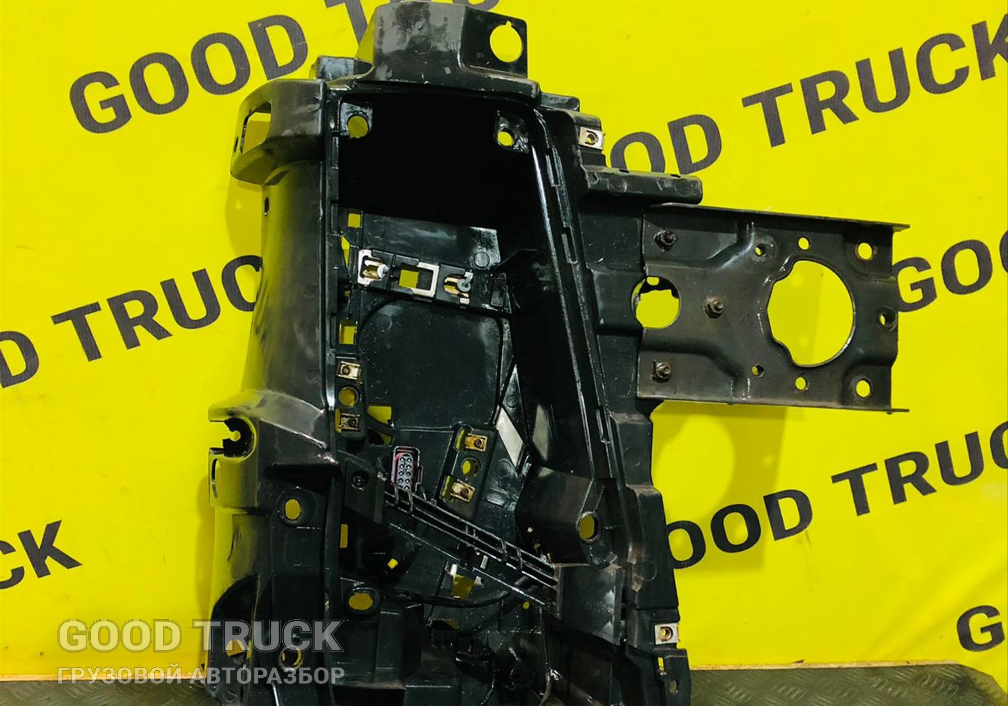 82056986 Корпус фары правой Volvo FH для Volvo FH 3 (с 2008 по 2012)