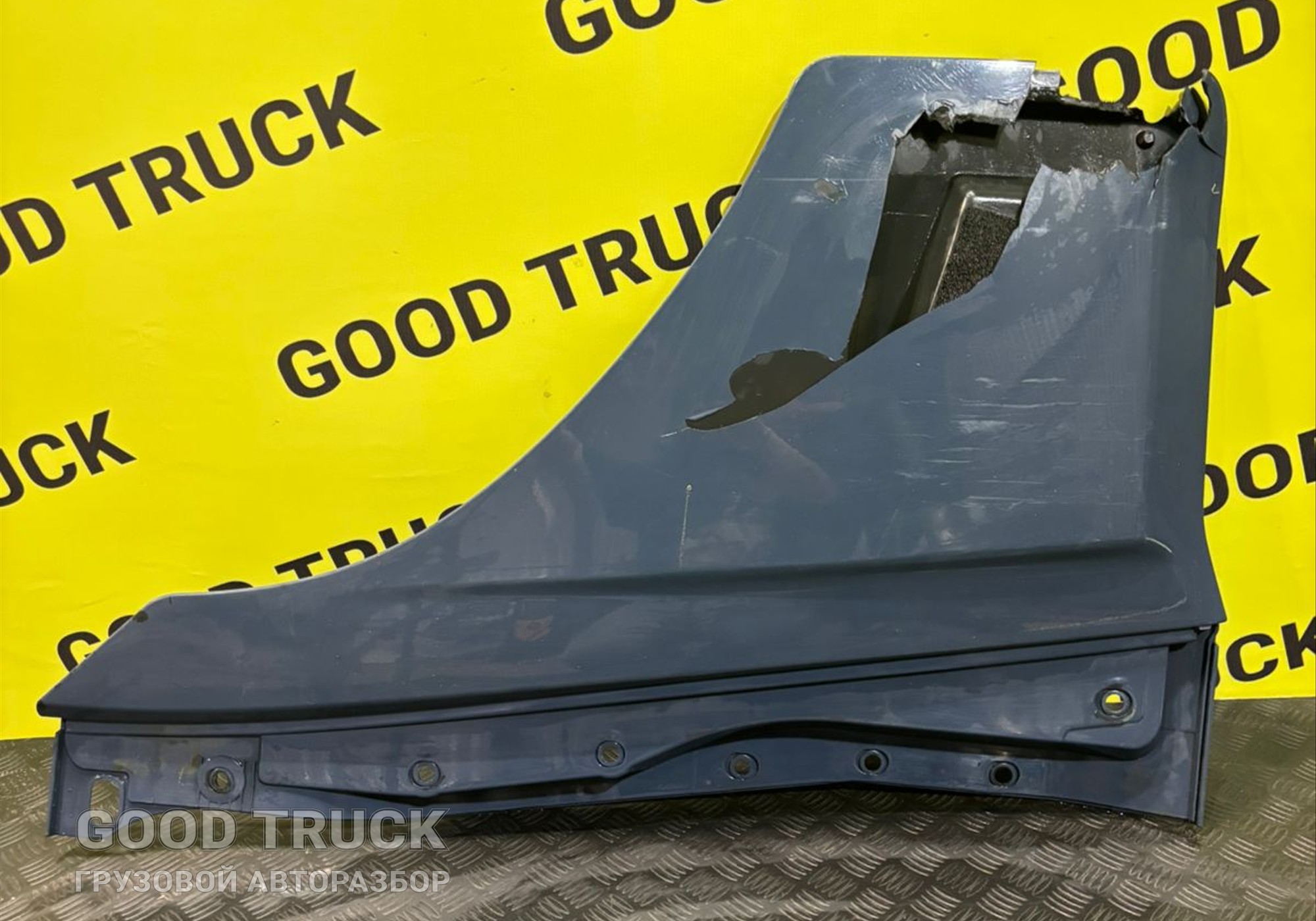 20467037 Накладка двери левая для Volvo FH 3 (с 2008 по 2012)