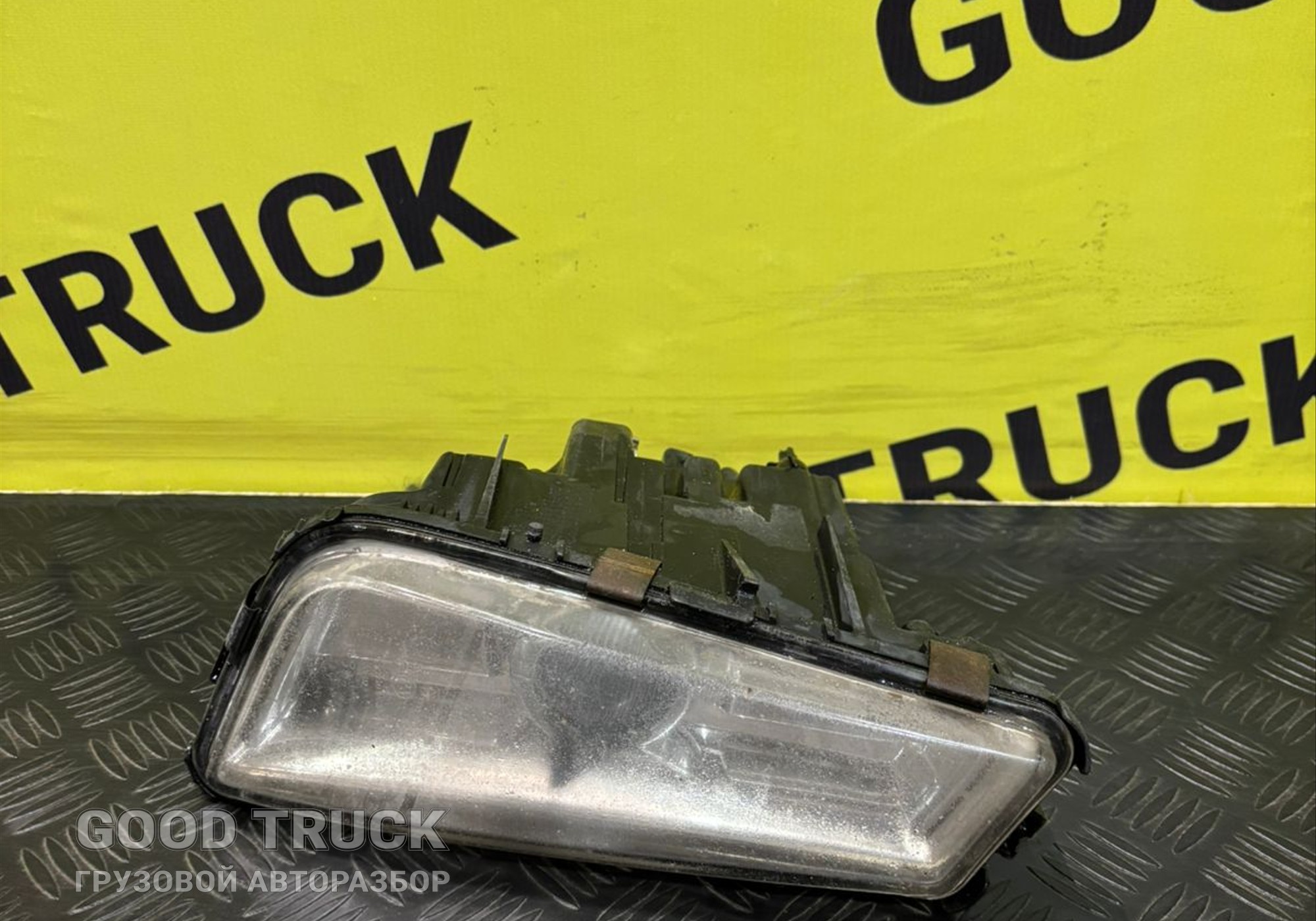 24675301 Фара противотуманная правая для Volvo FH 3 (с 2008 по 2012)