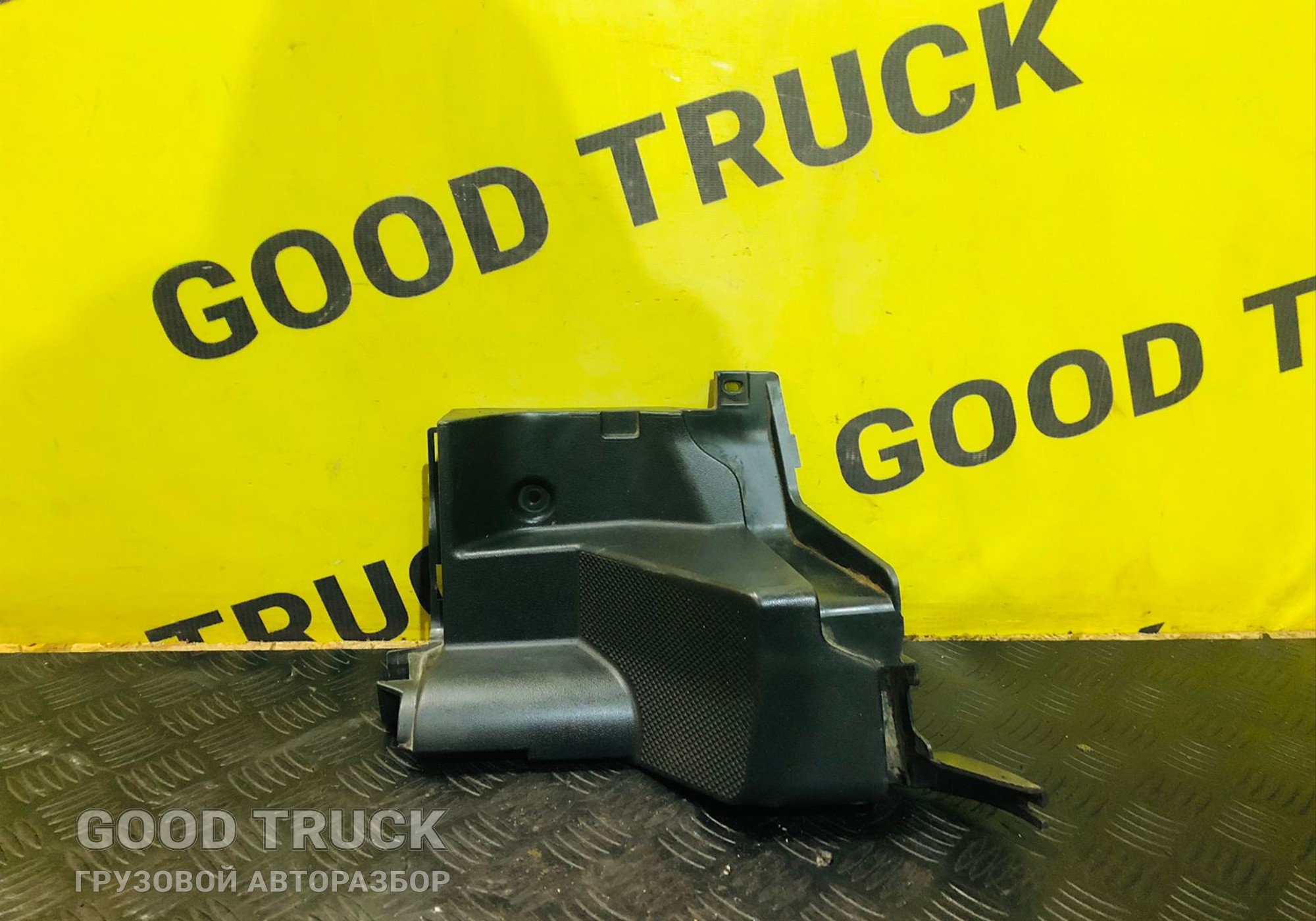 A9406880181 Накладка кабины левая для Mercedes-Benz