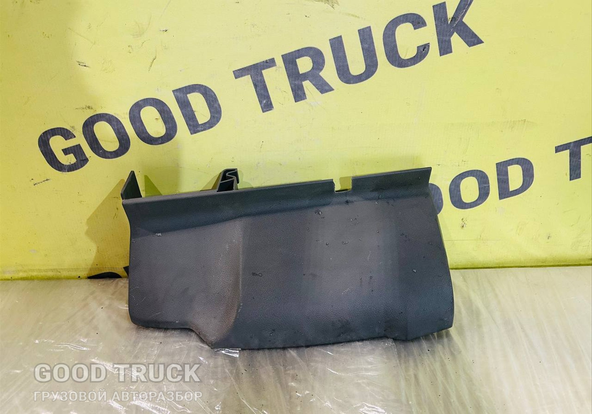 2248579 Накладка торпедо для Daf XF